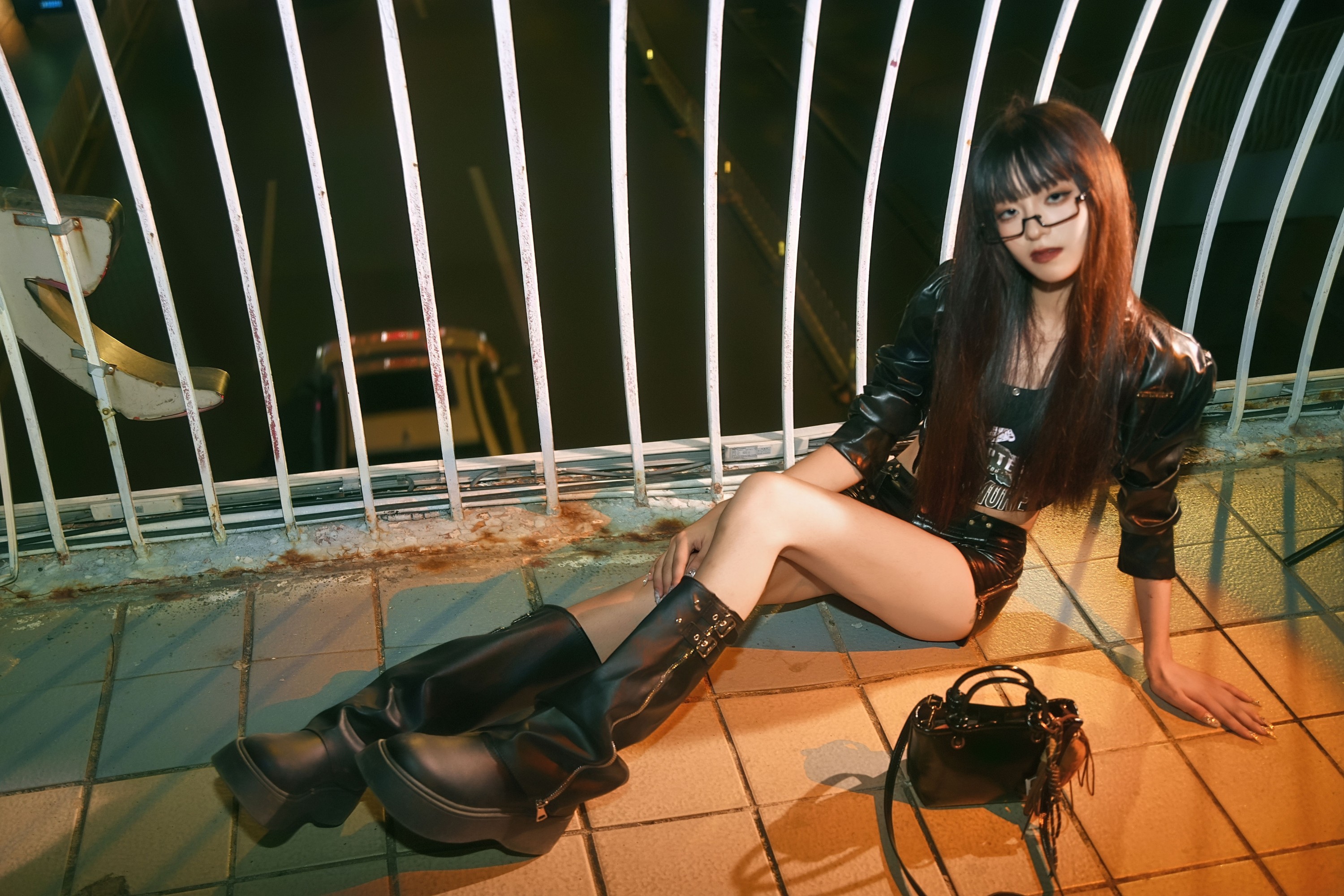 《光》[21P]