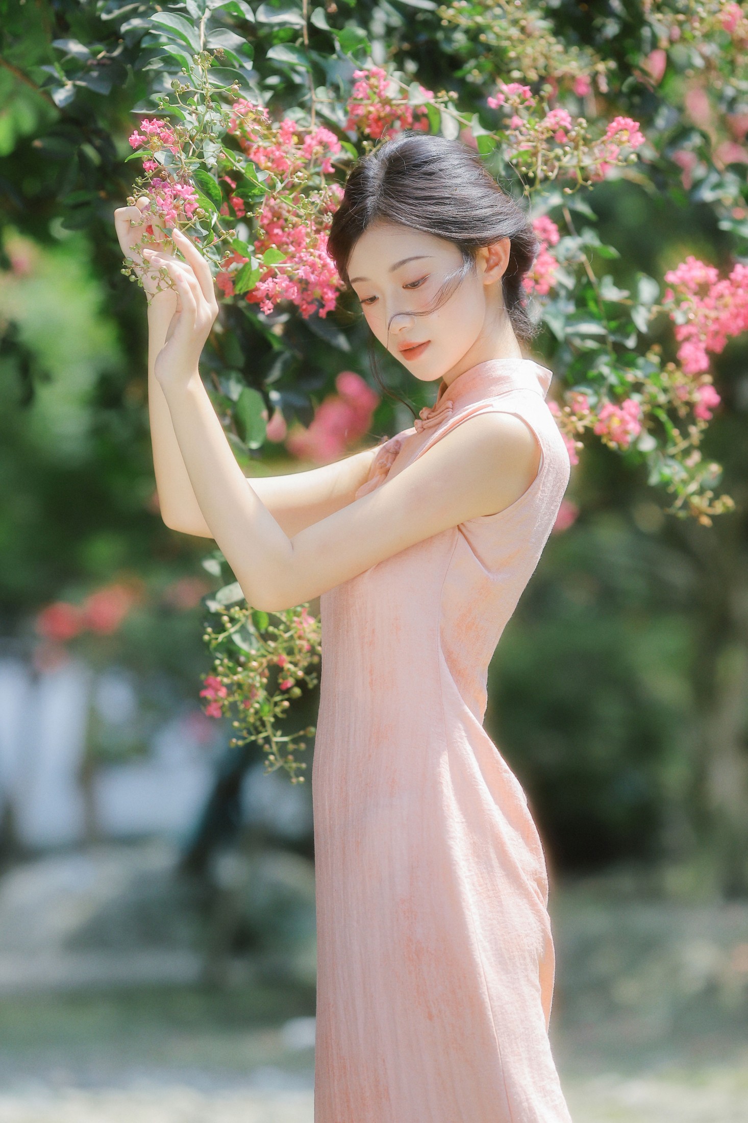 一袭粉黛入江南