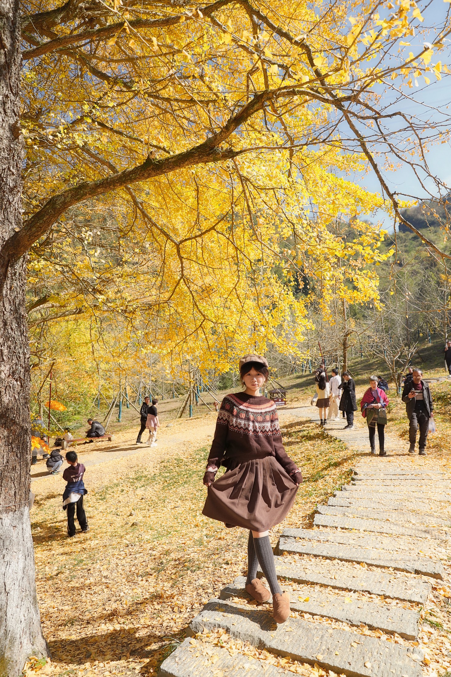 秋天它温吞、平和、慢悠悠,和我的生命是同一种质地。