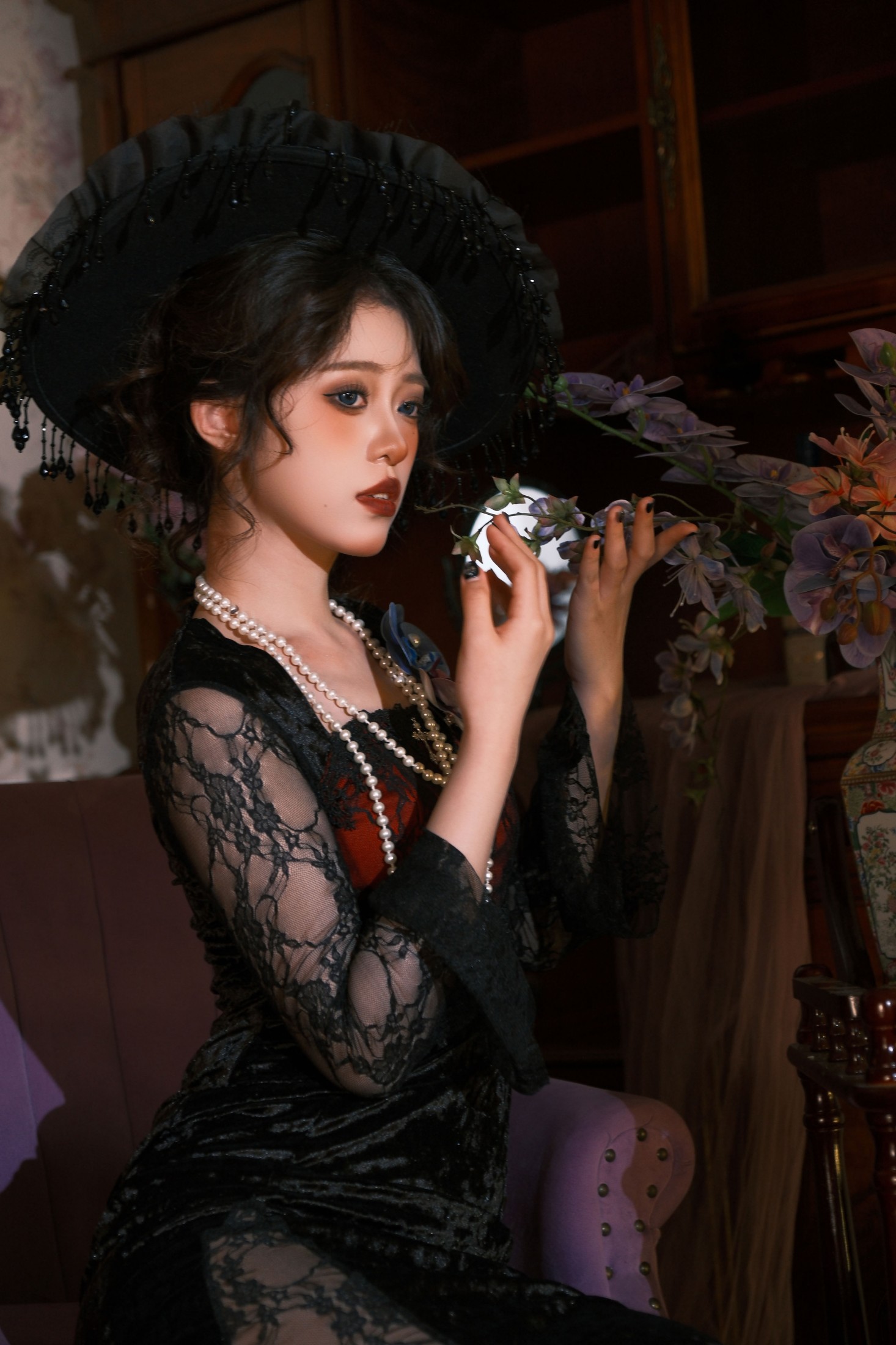 《黑红》[19P]