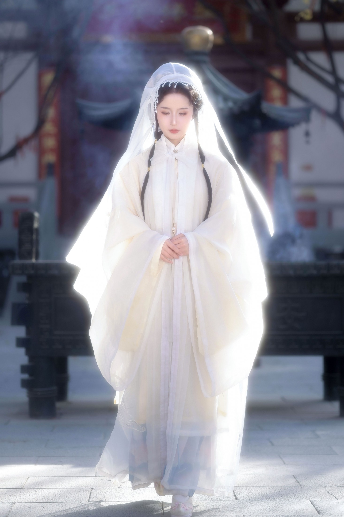 凡女怎敢似观音