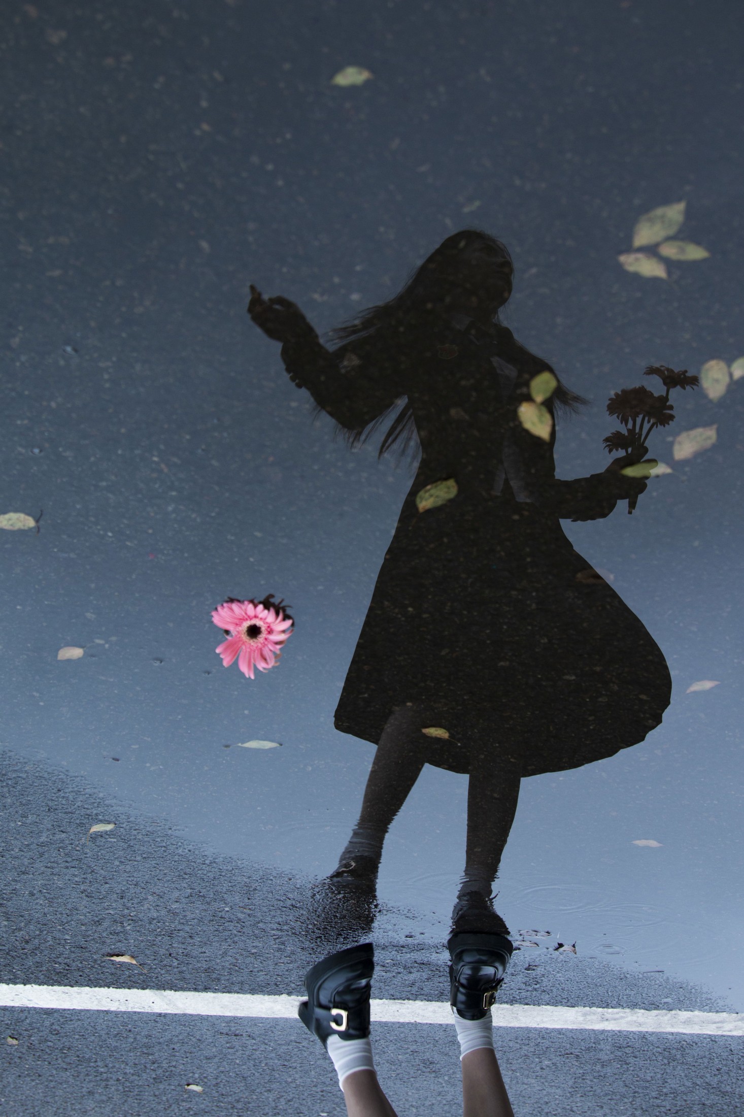 《雨后》[22P]
