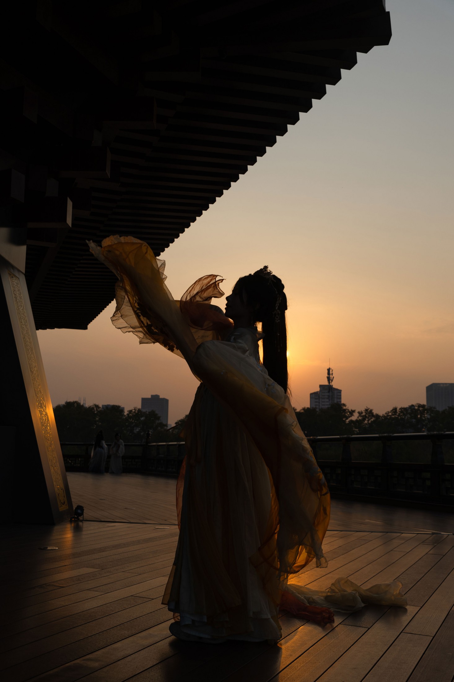 《女帝》[13P]