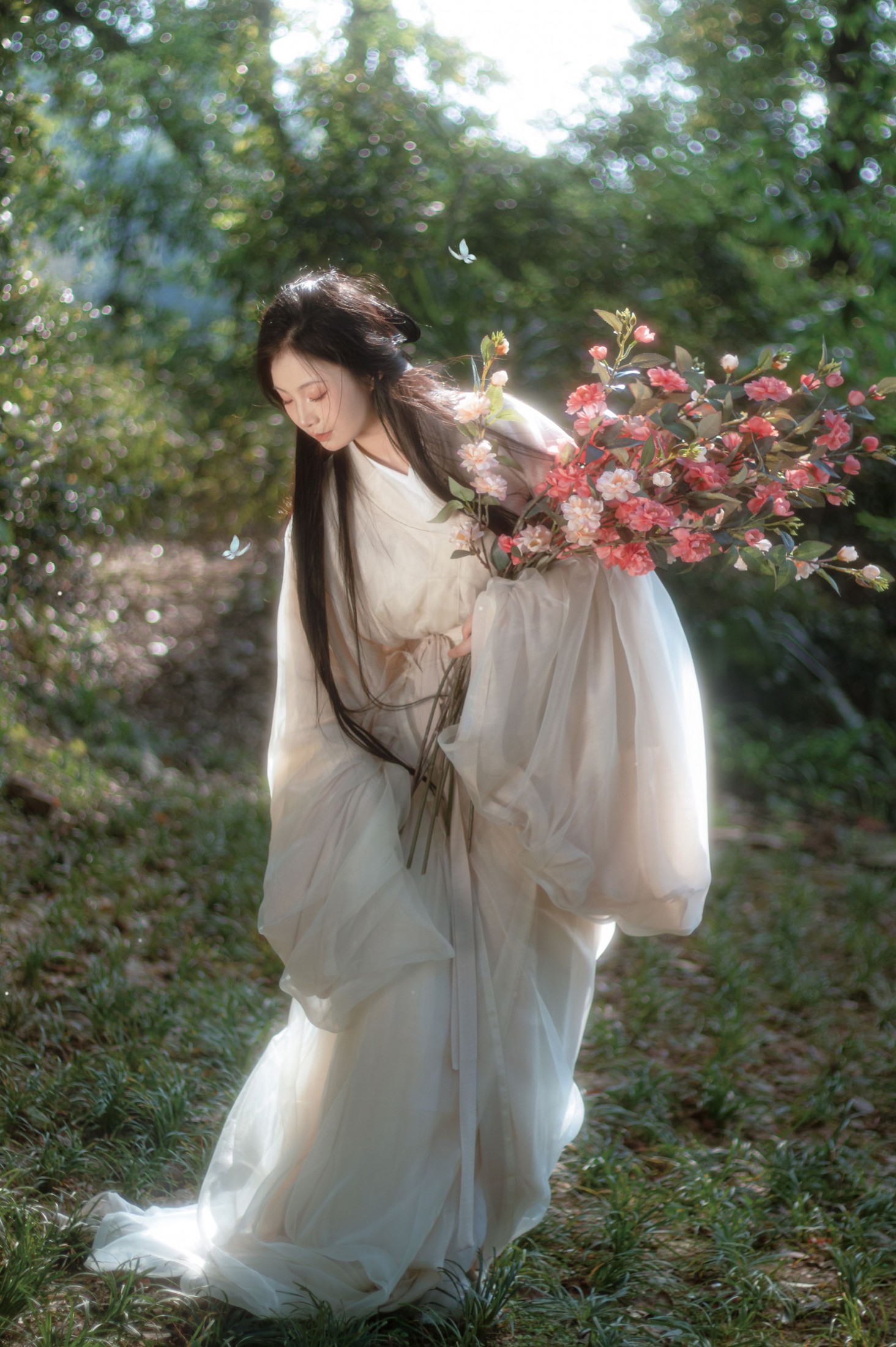 且坐等春树叭