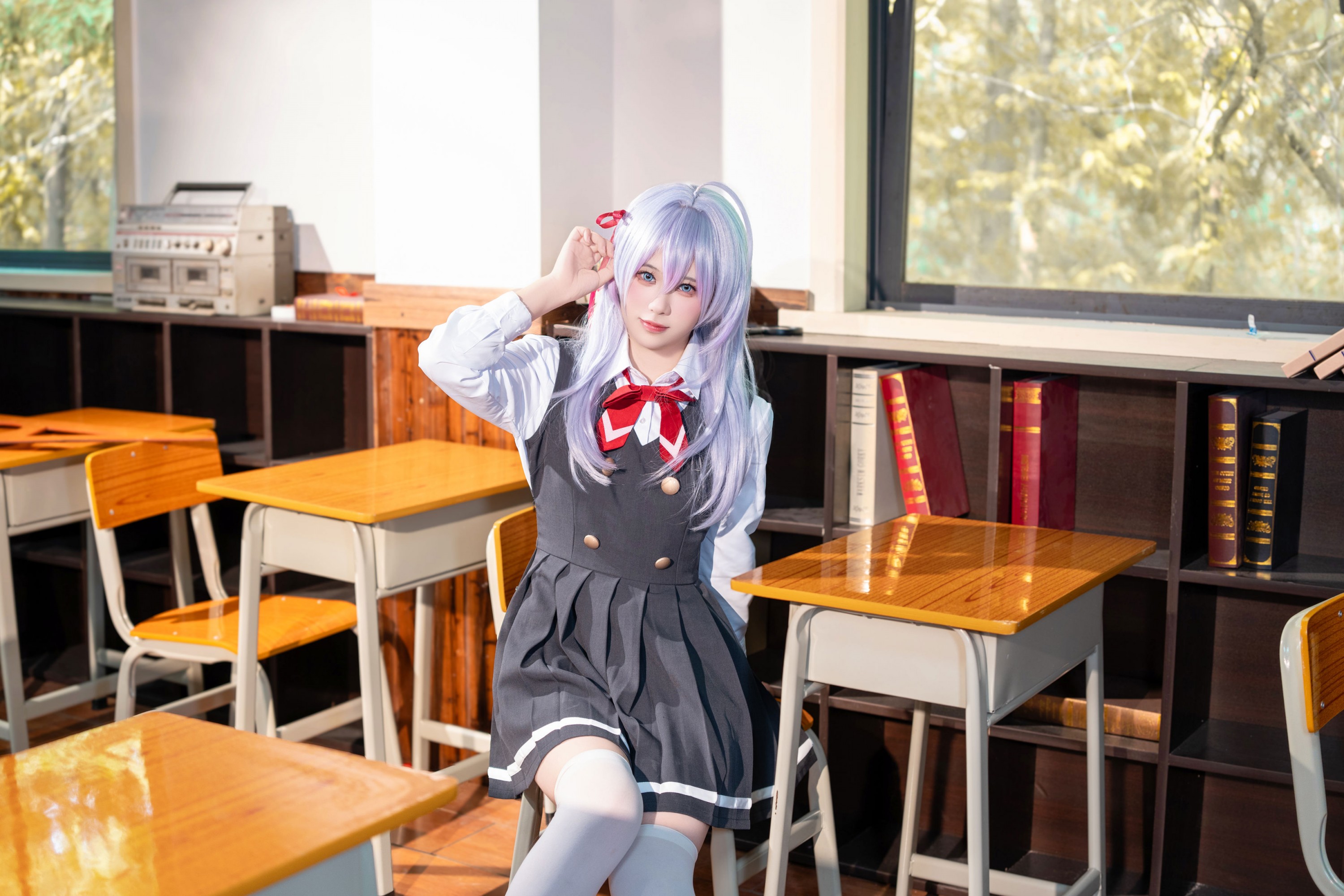 邻座的艾莉同学