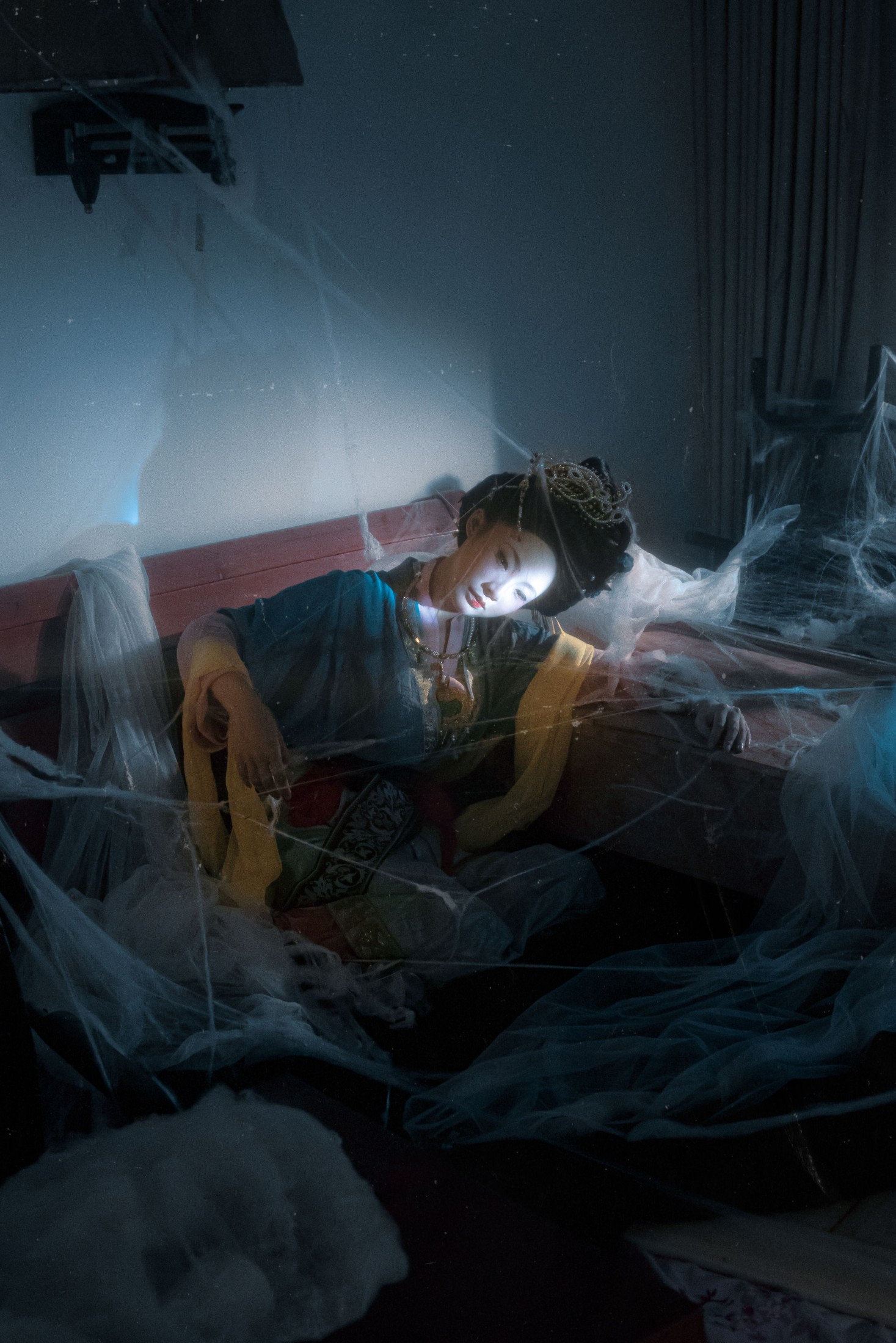 《绢人》[9P]
