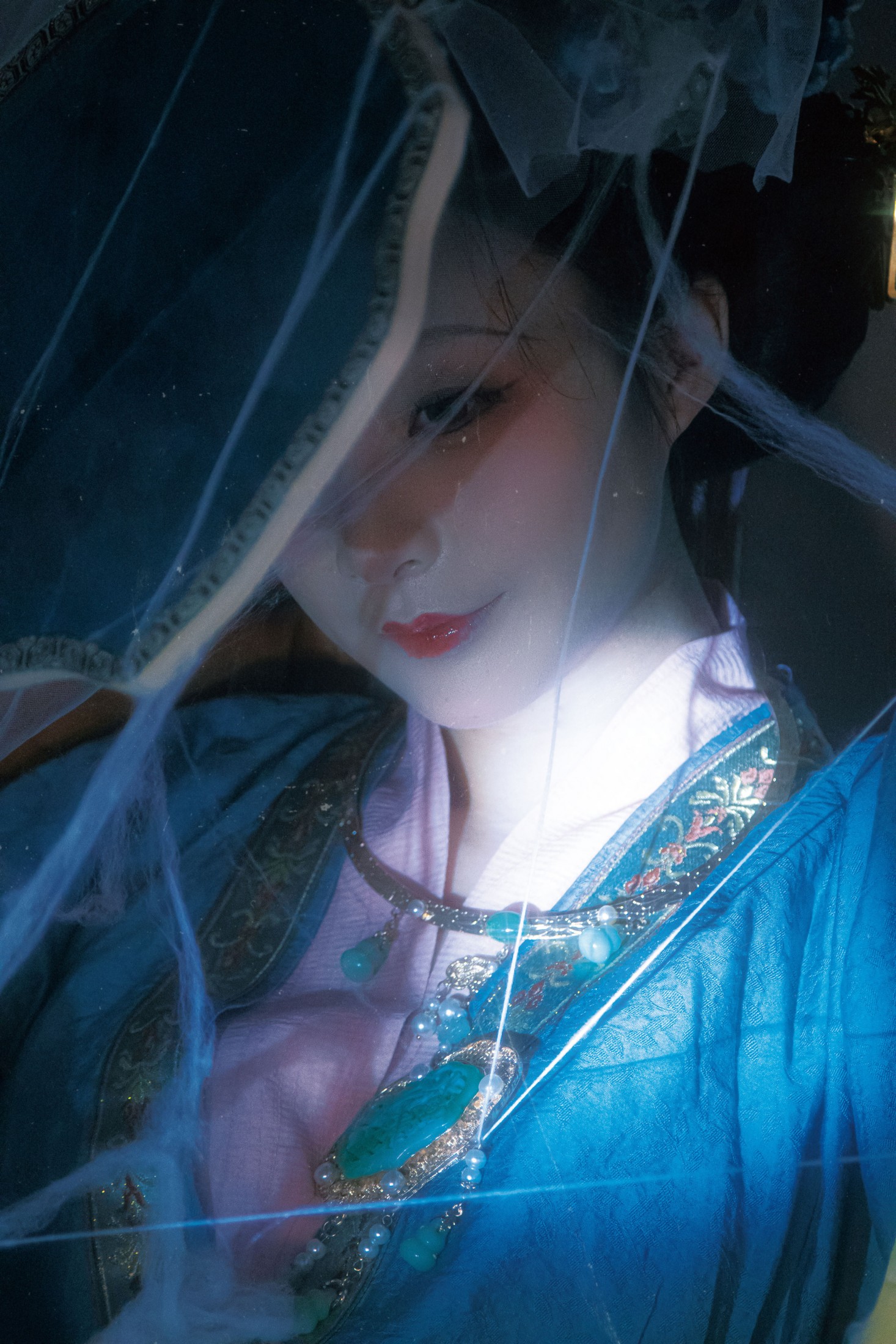 《绢人》[9P]