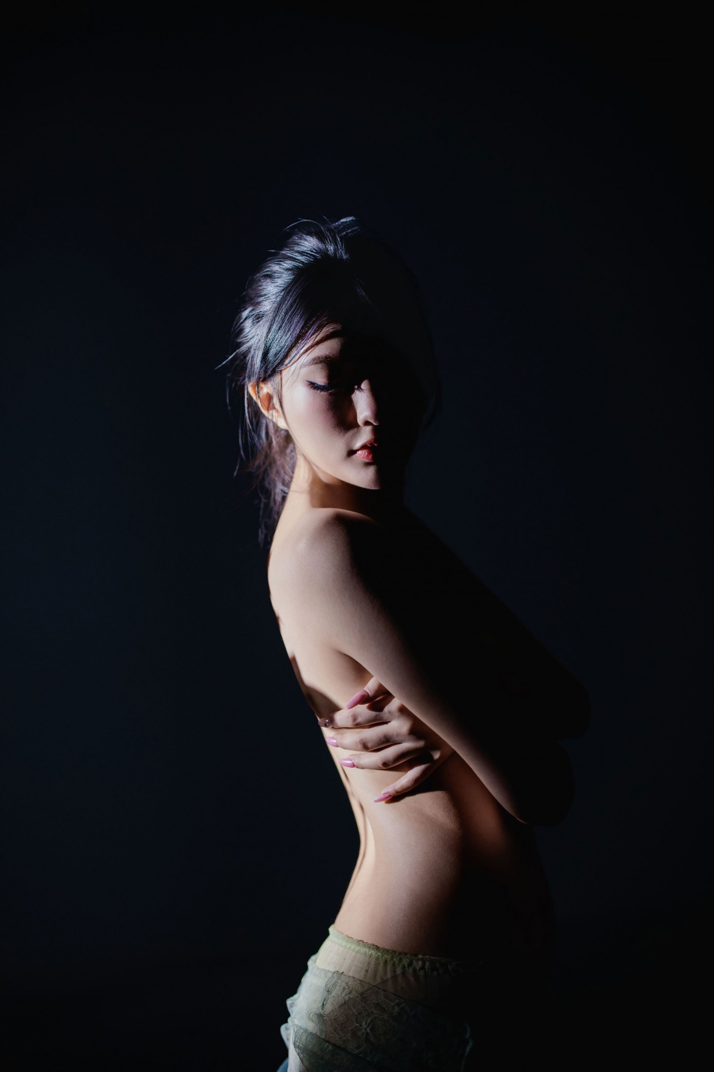 《浴缸玫瑰》[14P]