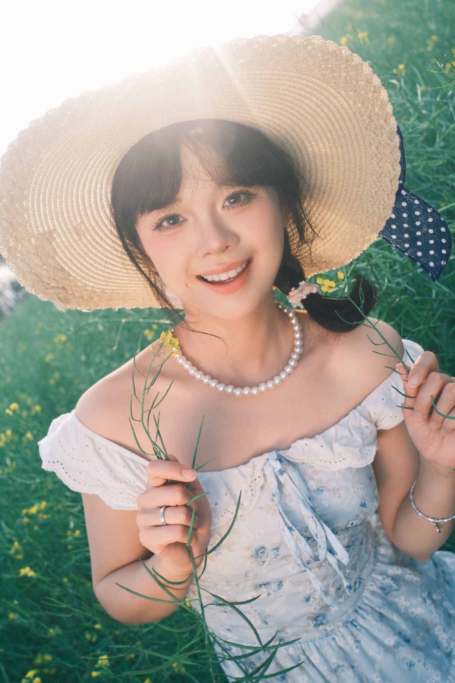 《春日油菜花》[11P]