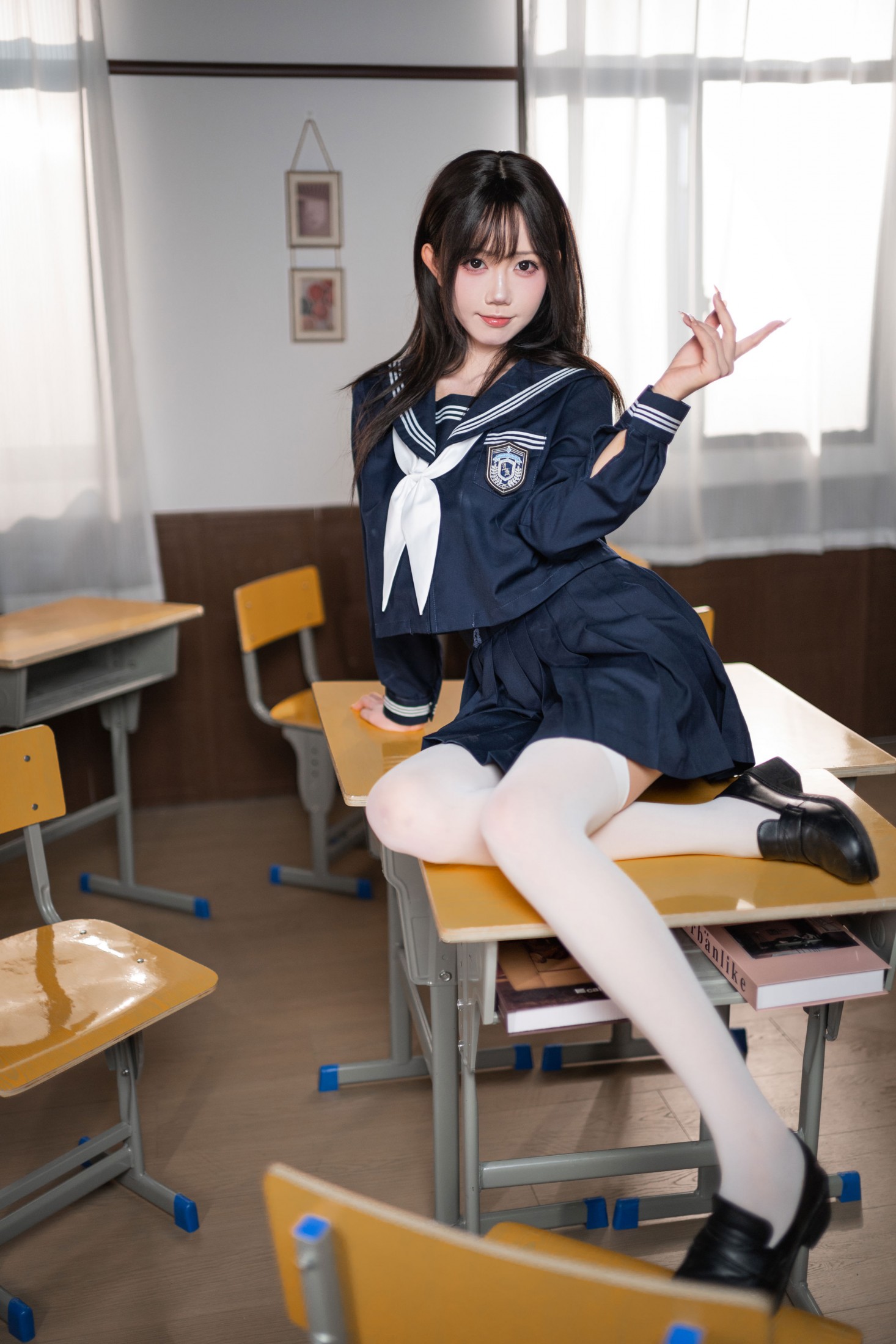 万鲨鲨 - 《JK少女》[12P]