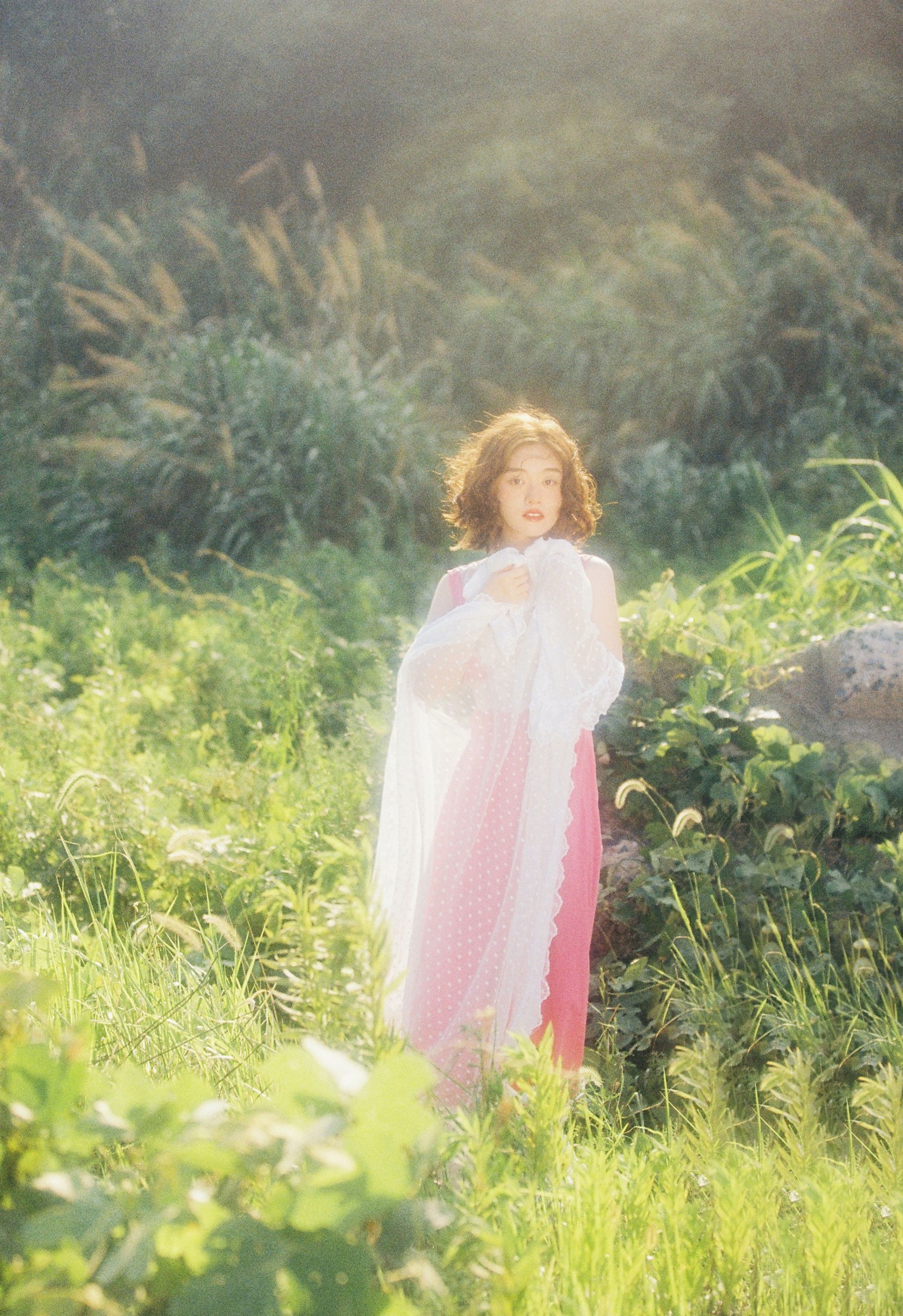鑫鑫 – 《纯欲少女》[19P]