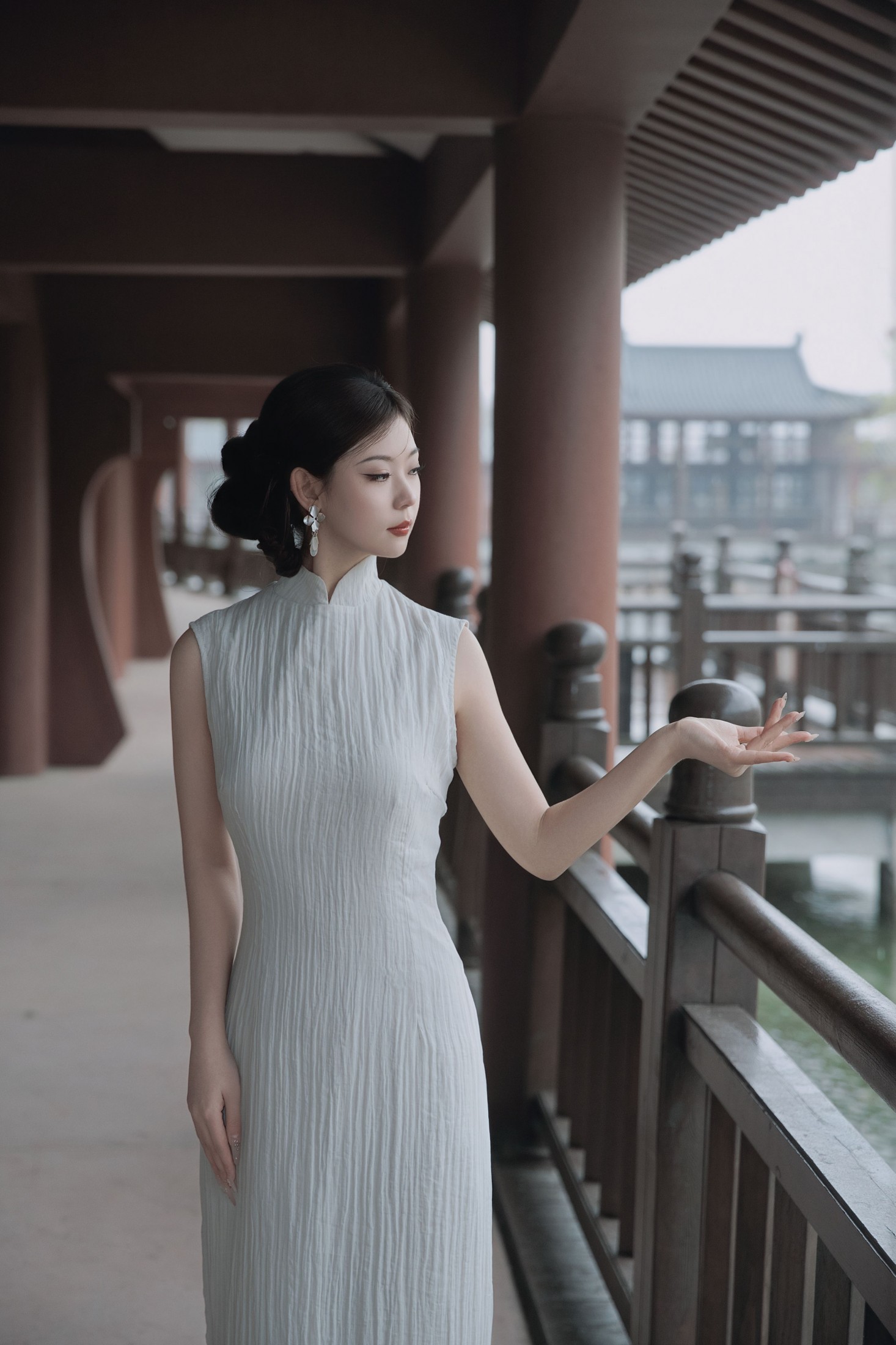 《雨天游园》[14P]
