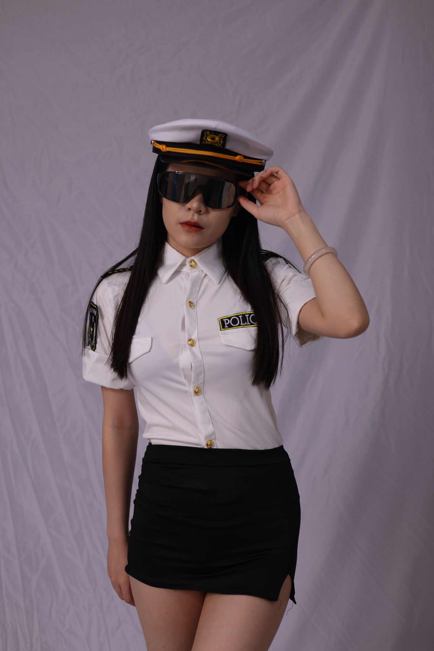 《女警官》[56P]