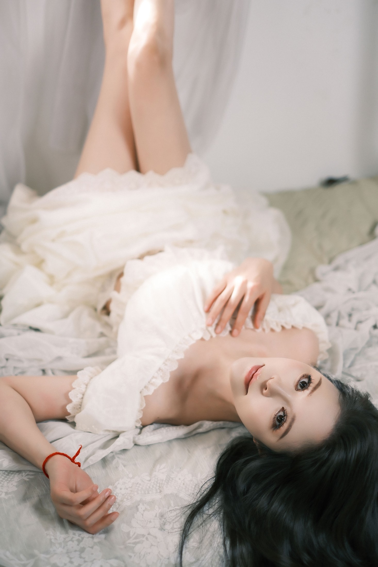 《温柔系白裙拍照》[16P]