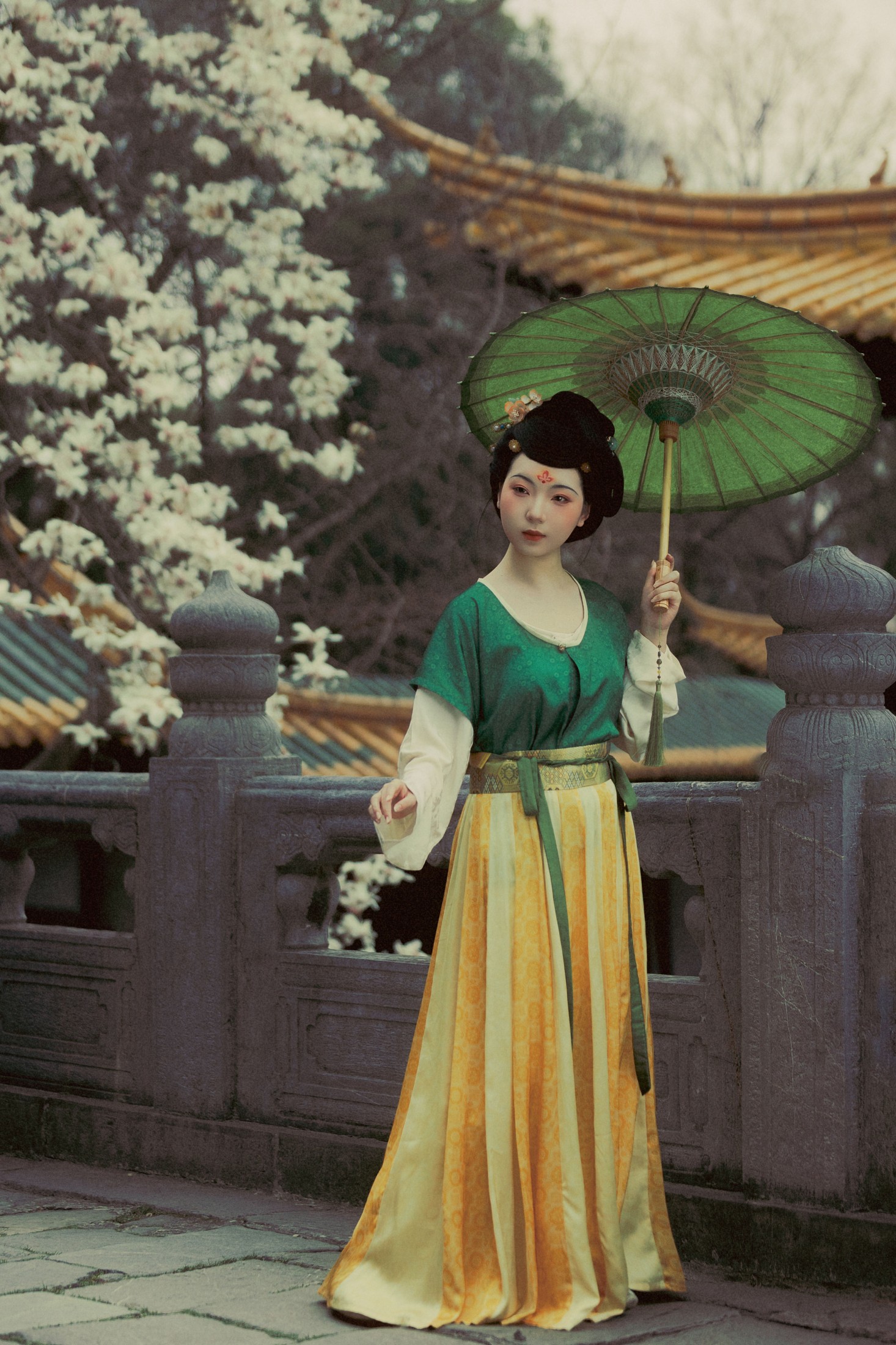 《玉殿春》[42P]