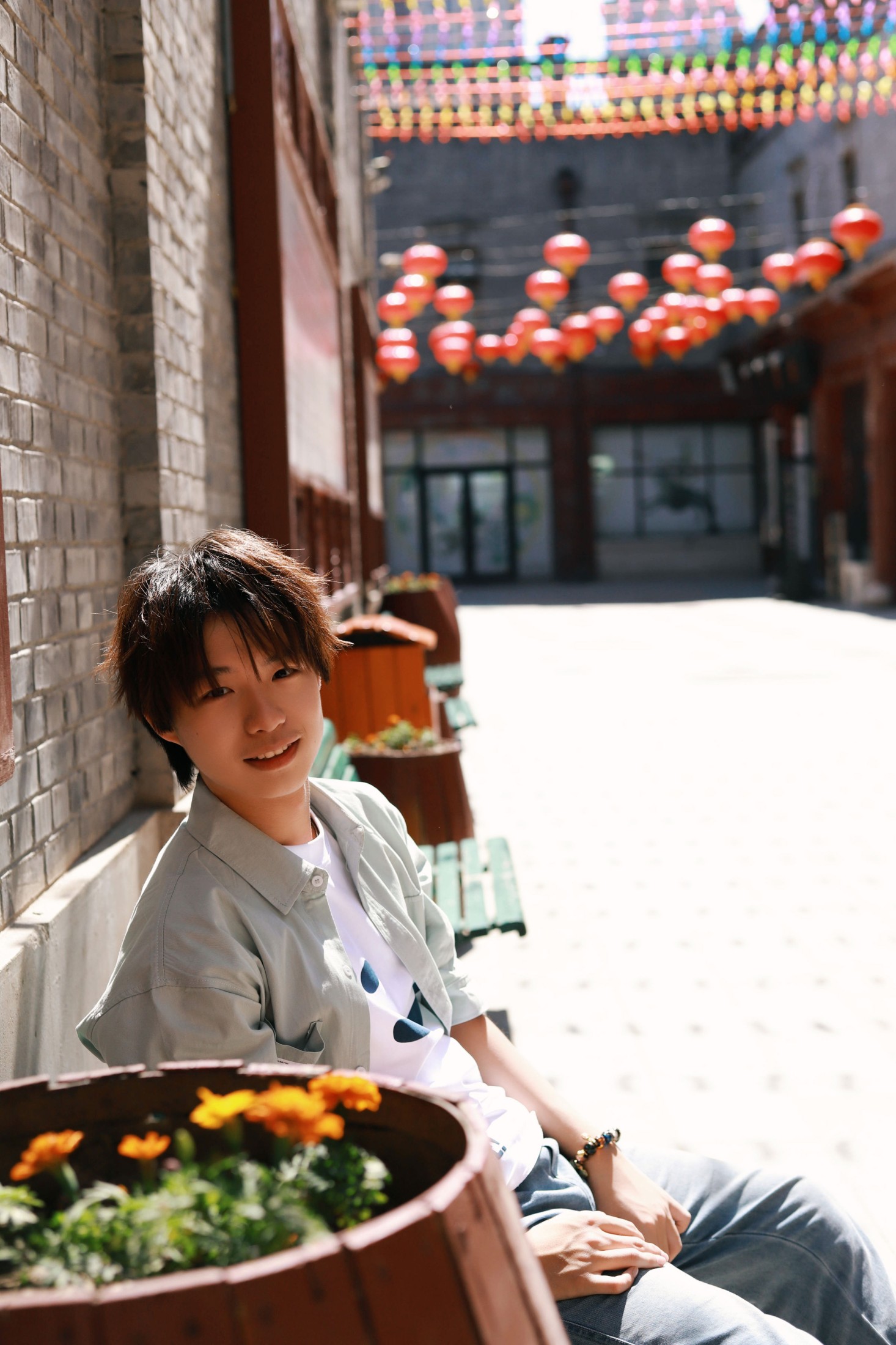 《走在哈尔滨街头》[16P]