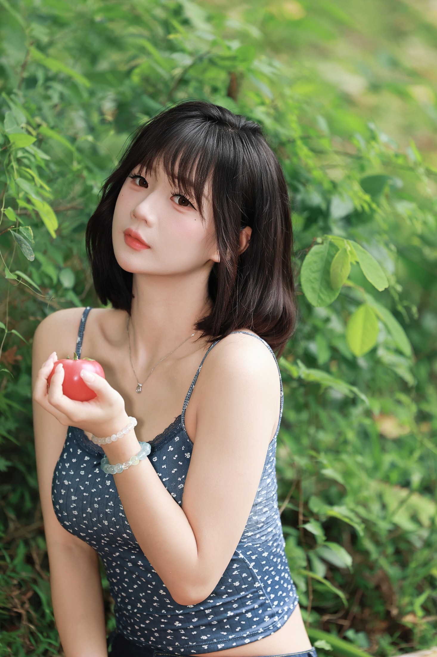 《溪边少女写真》[26P]