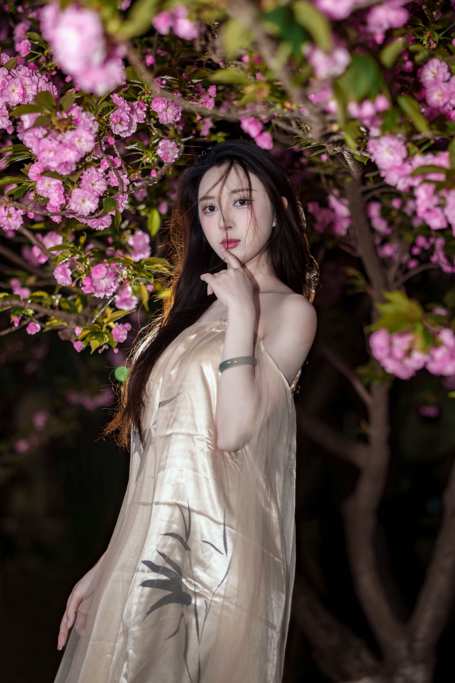 《夜海棠》[15P]