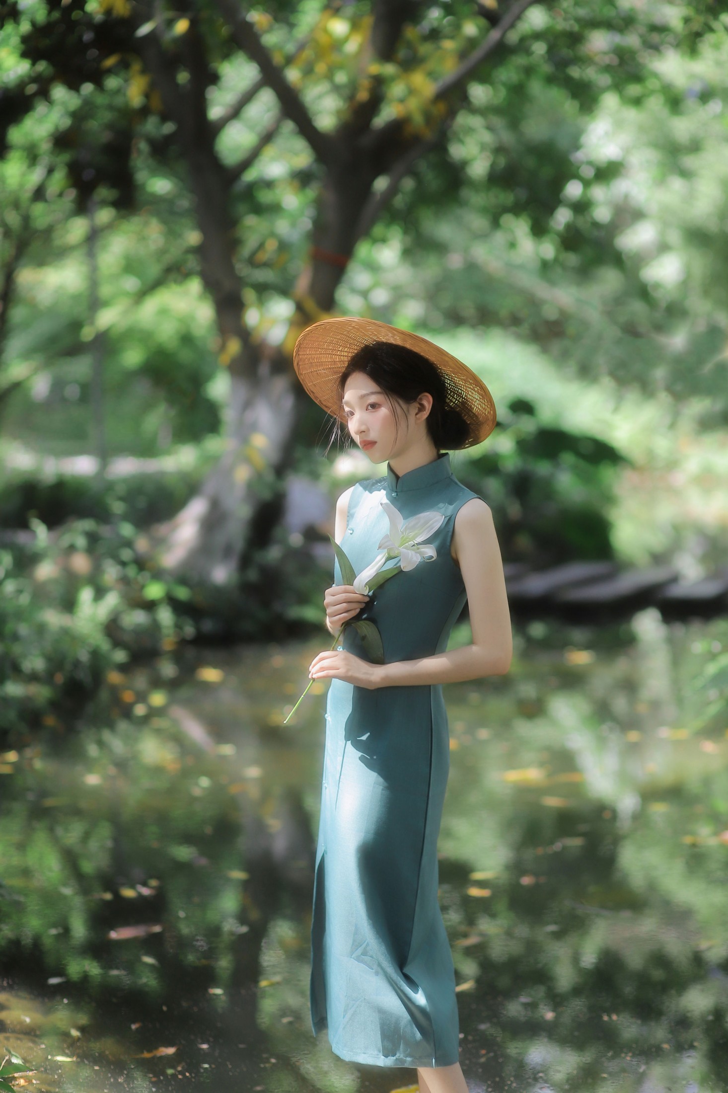 《斗笠掩芳华》[26P]