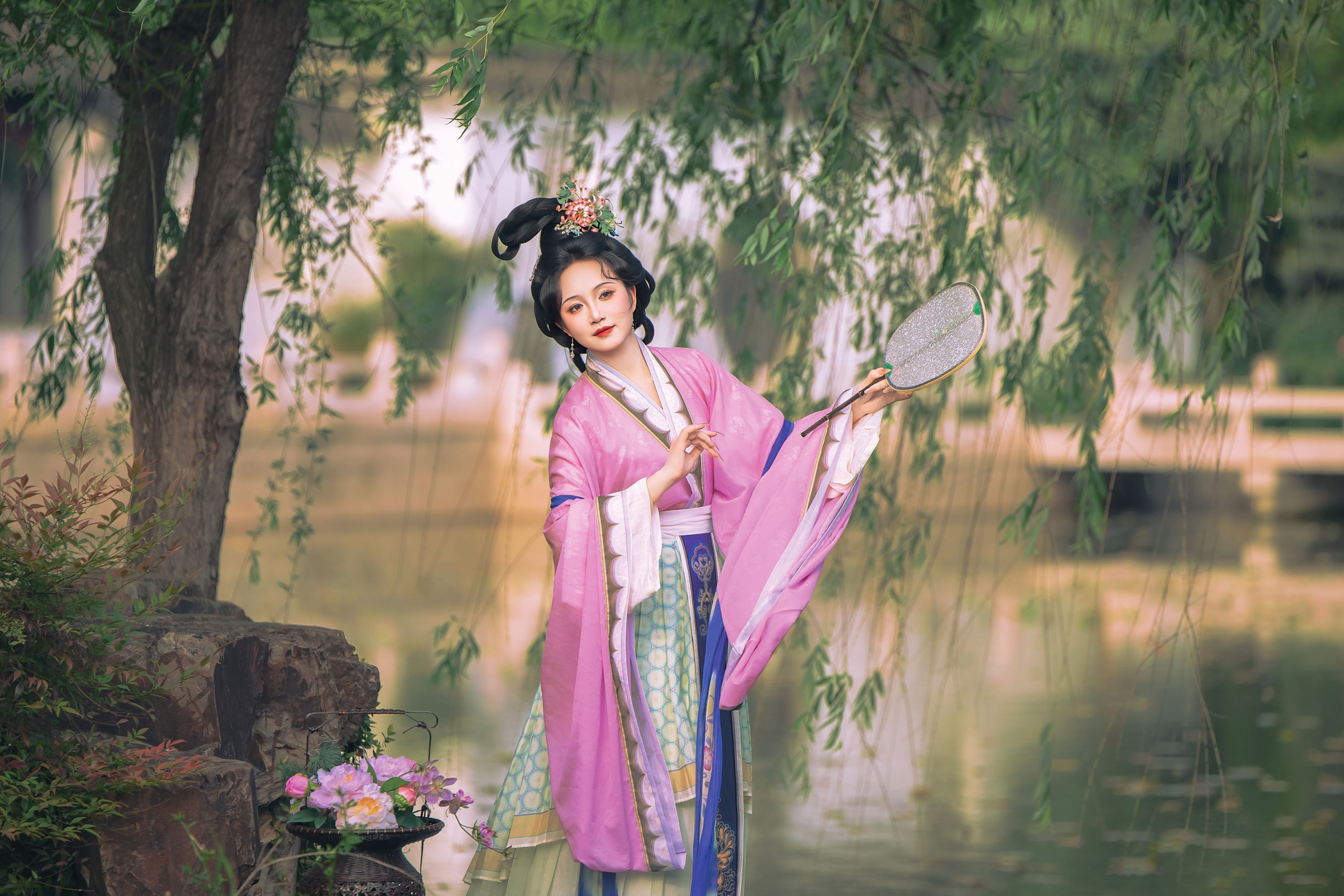 《一柳一人间》[14P]