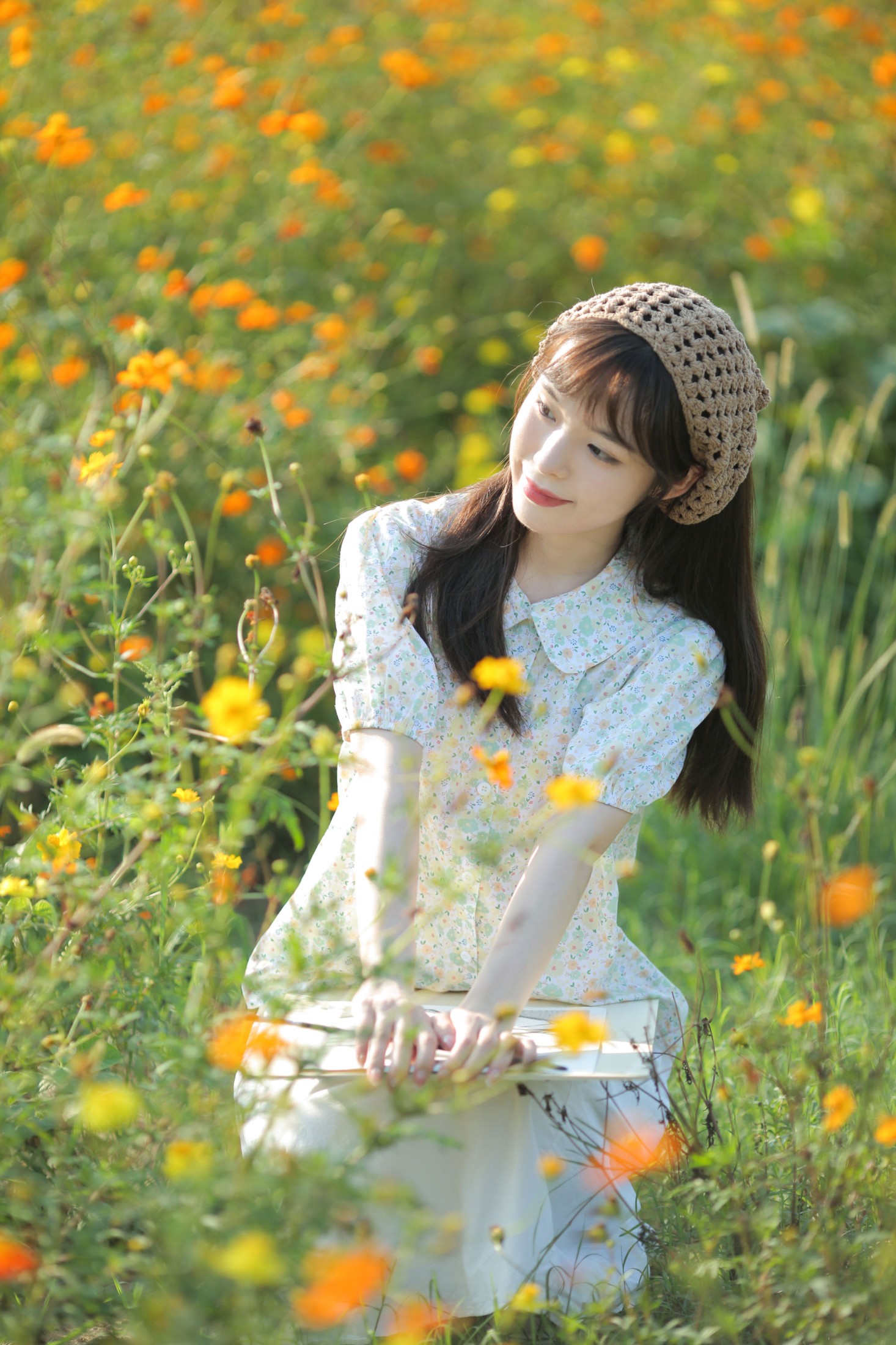 《春天她睡在22度的风里》[9P]