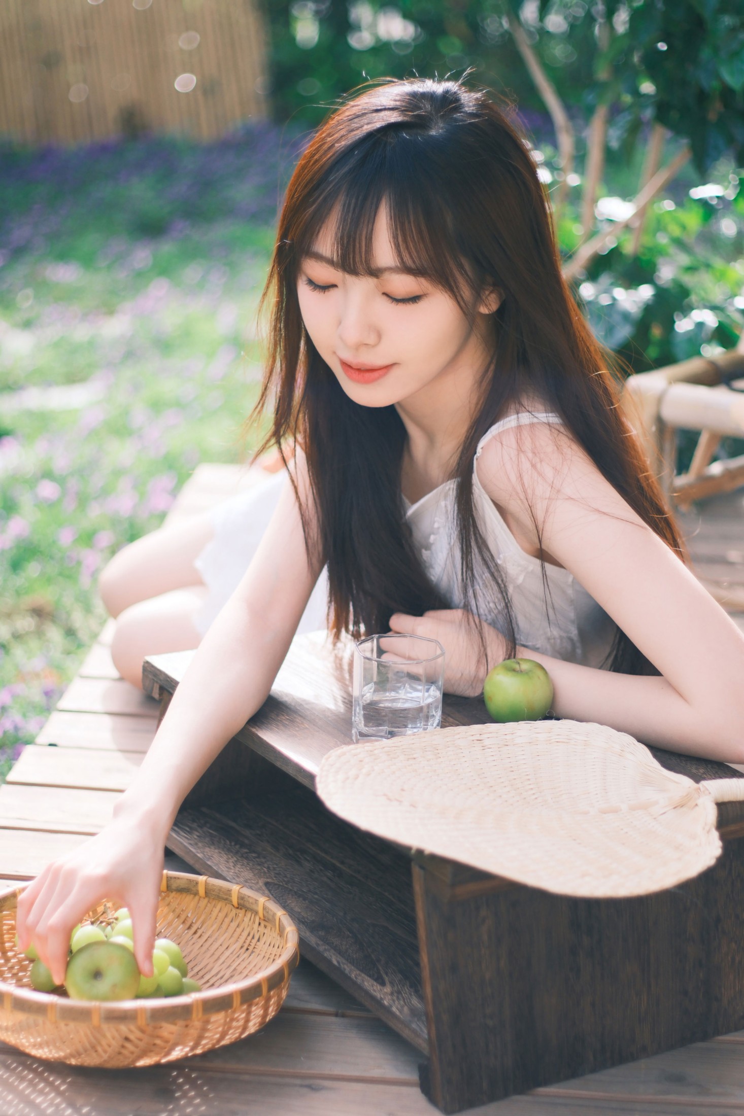 《我在春与夏的更迭中与你相遇》[9P]