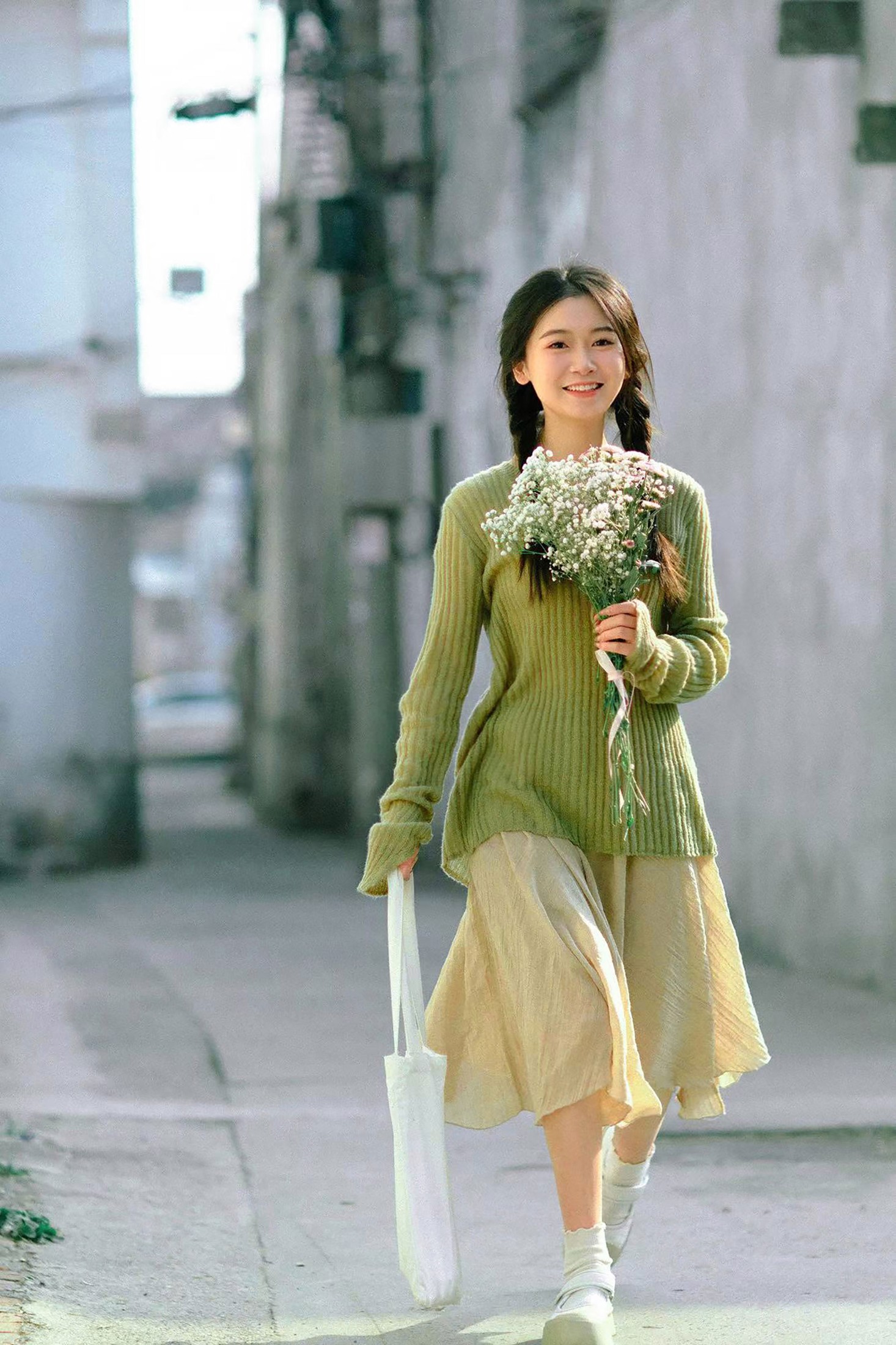 《雏菊是春天寄来的情书》[14P]