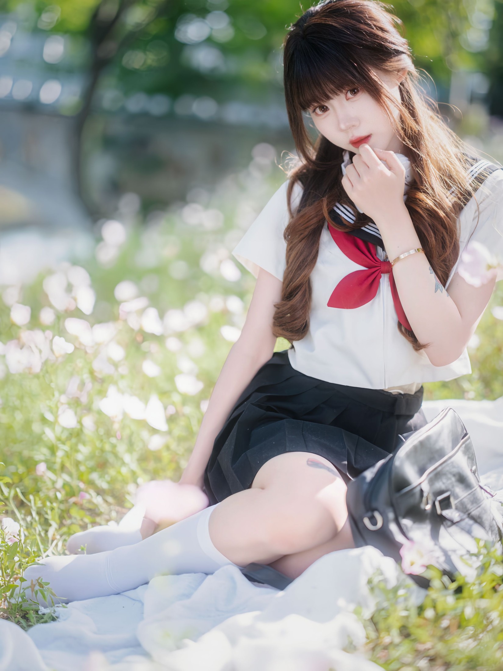 《月见花海JK少女》[50P]