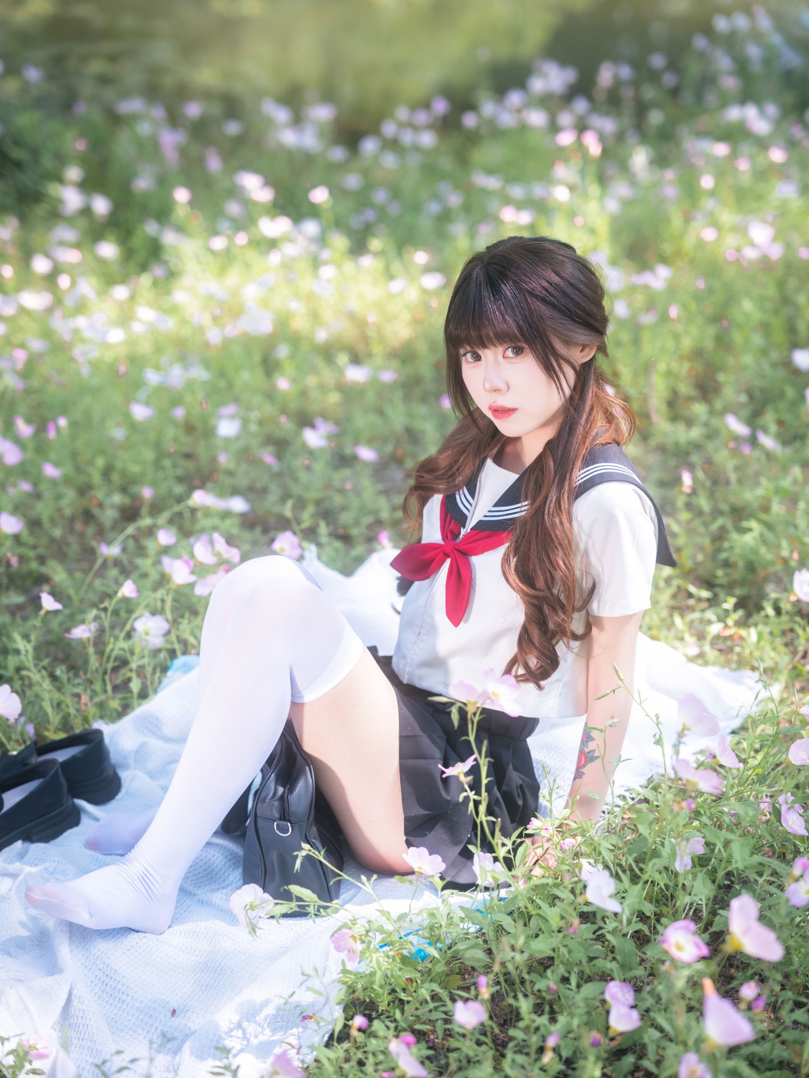 《月见花海JK少女》[50P]