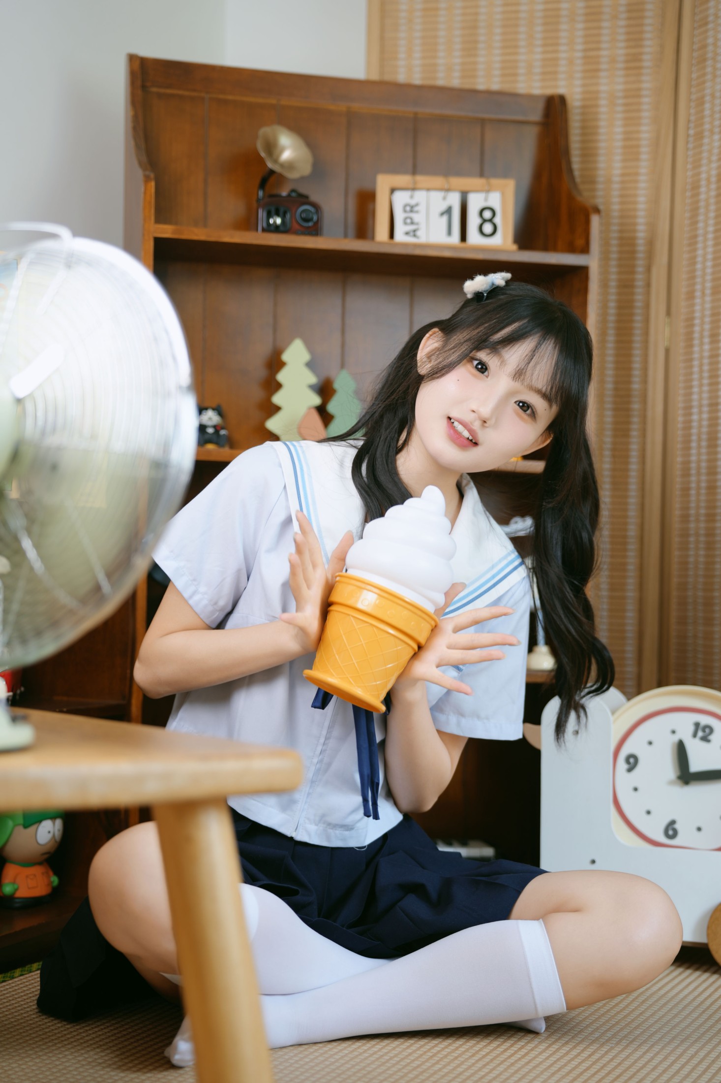 《室内拍摄jk少女》[36P]