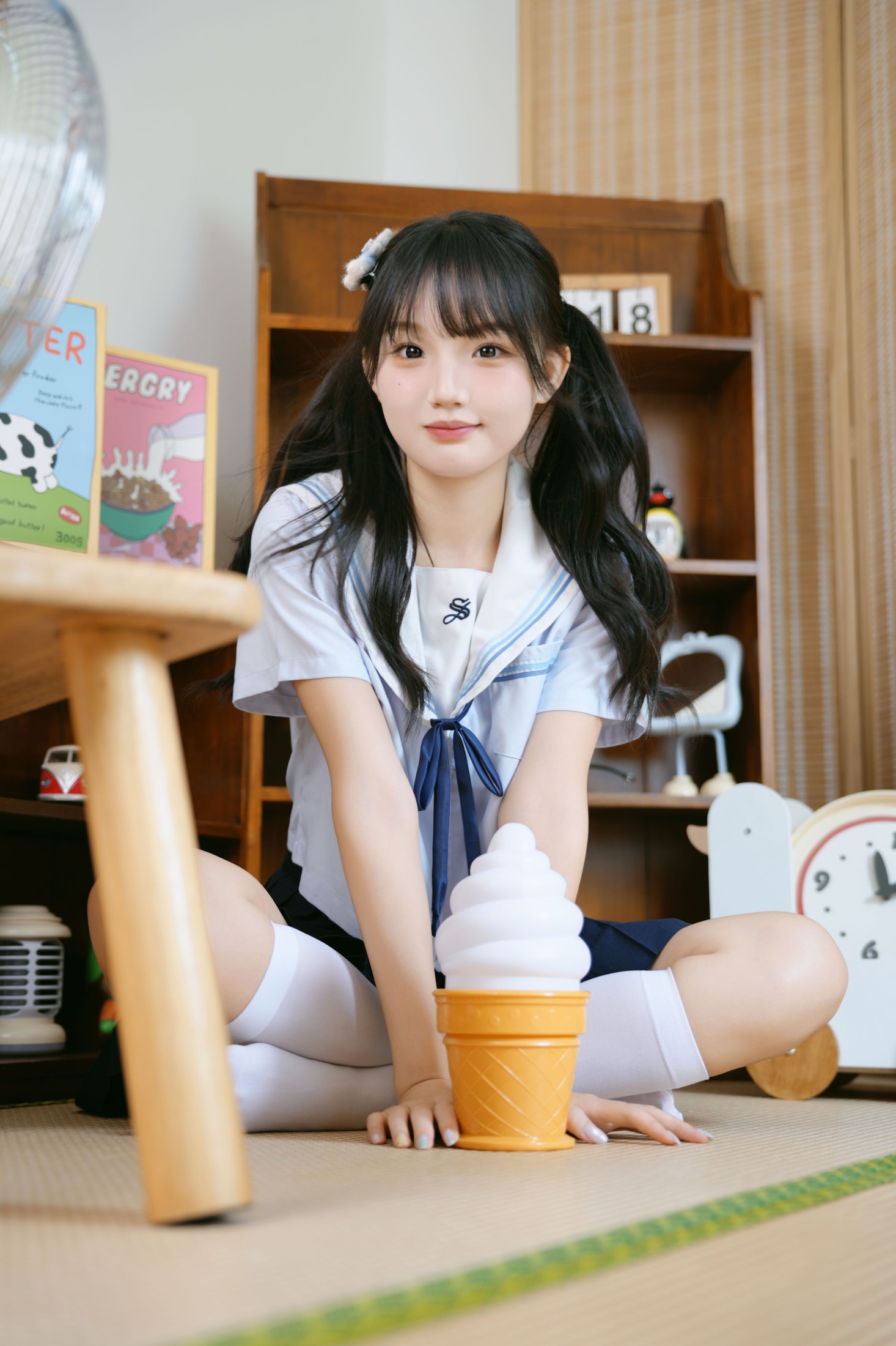 《室内拍摄jk少女》[36P]