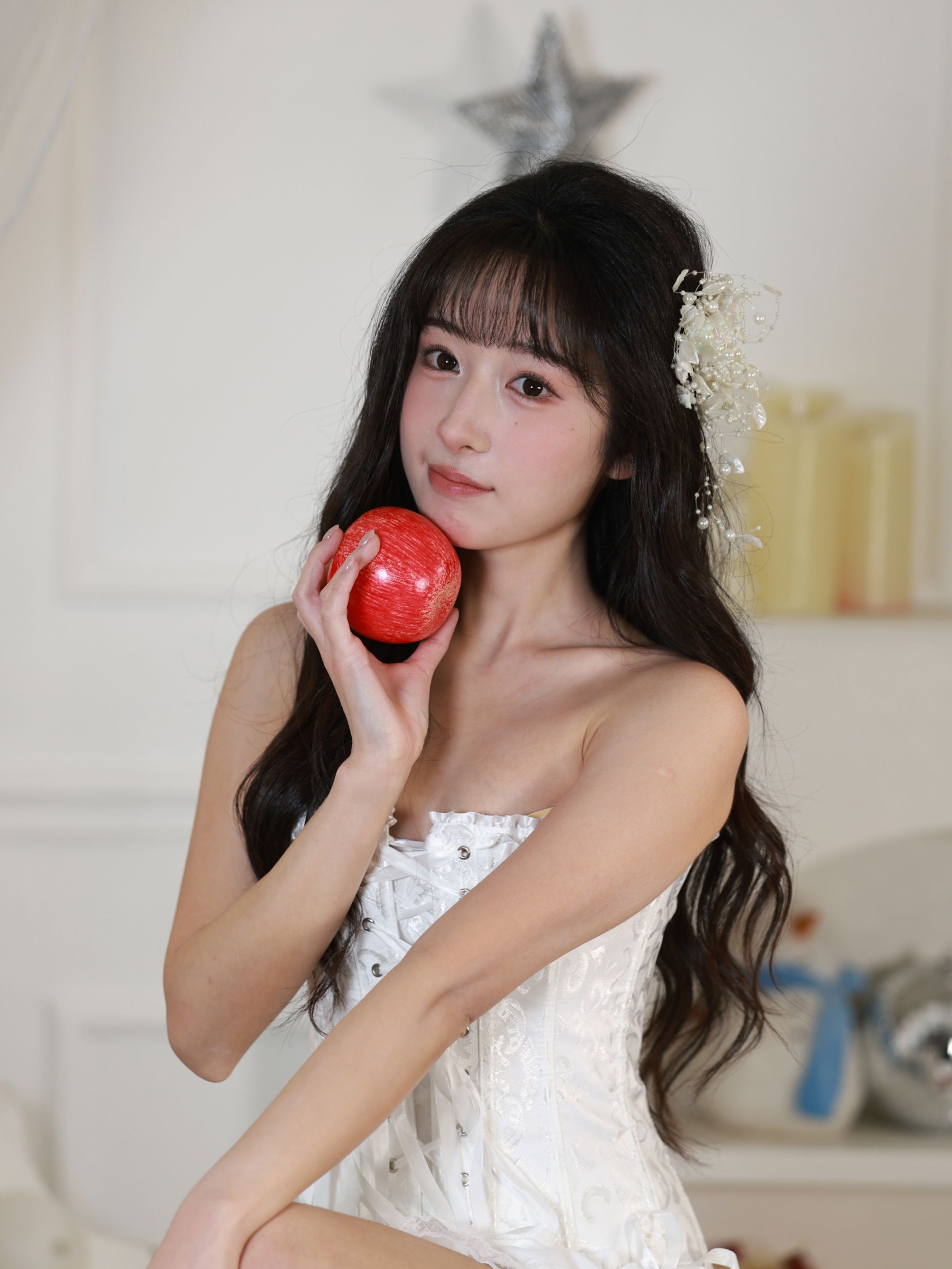《苗苗 圣诞白裙》[52P]