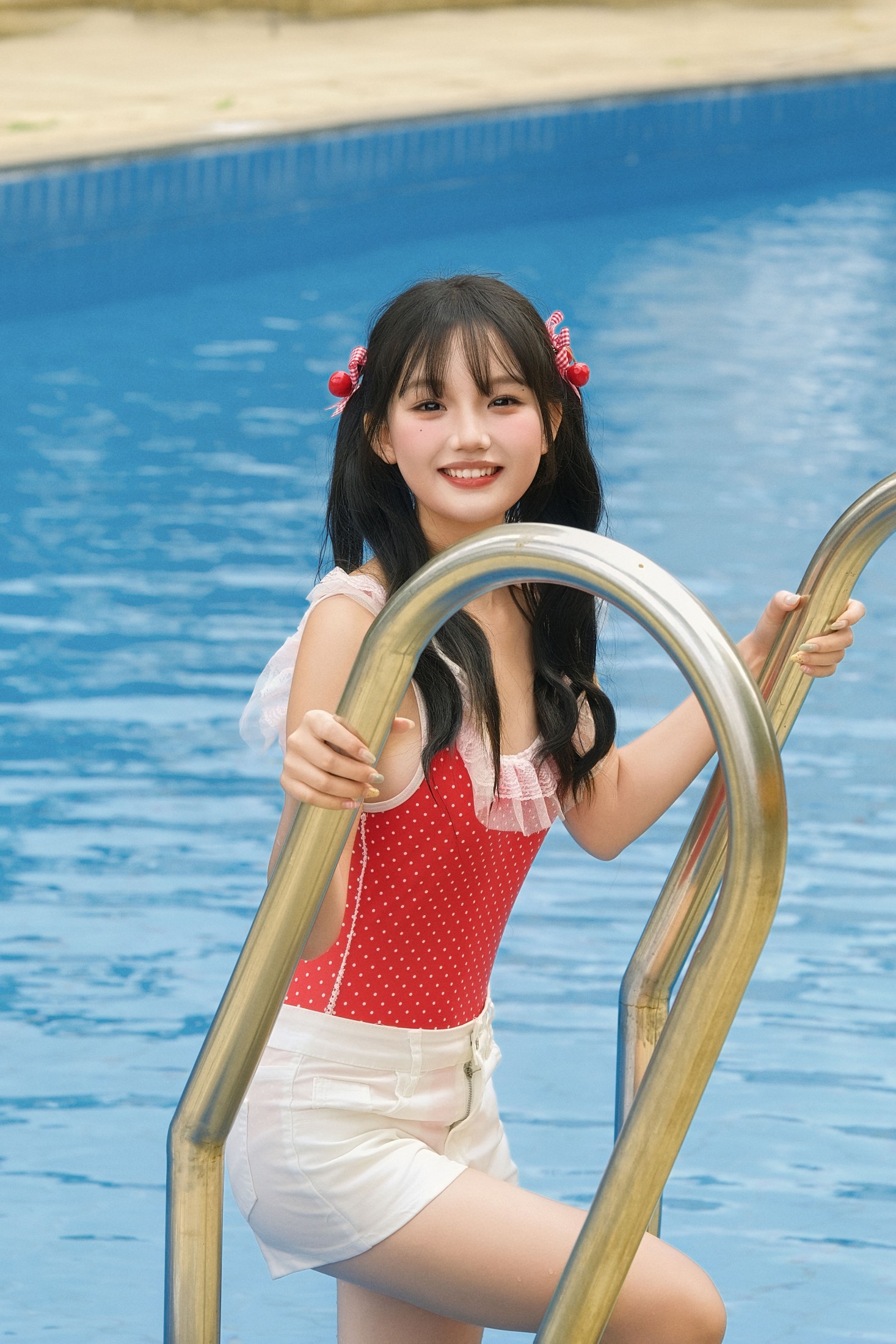 《夏日泳池写真》[29P]