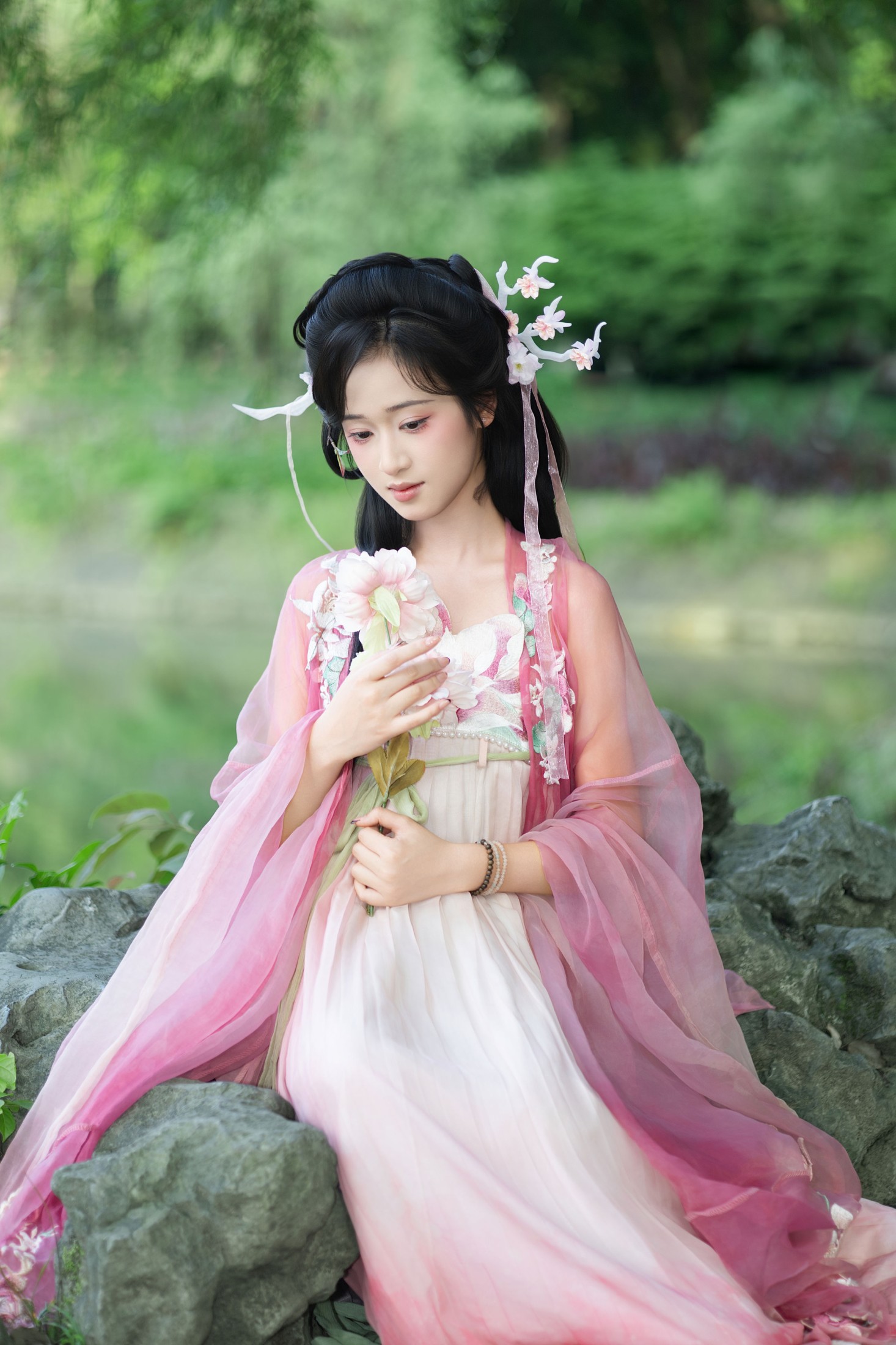 《 柳叶垂波，桃花照影，不负人间四月天》[18P]