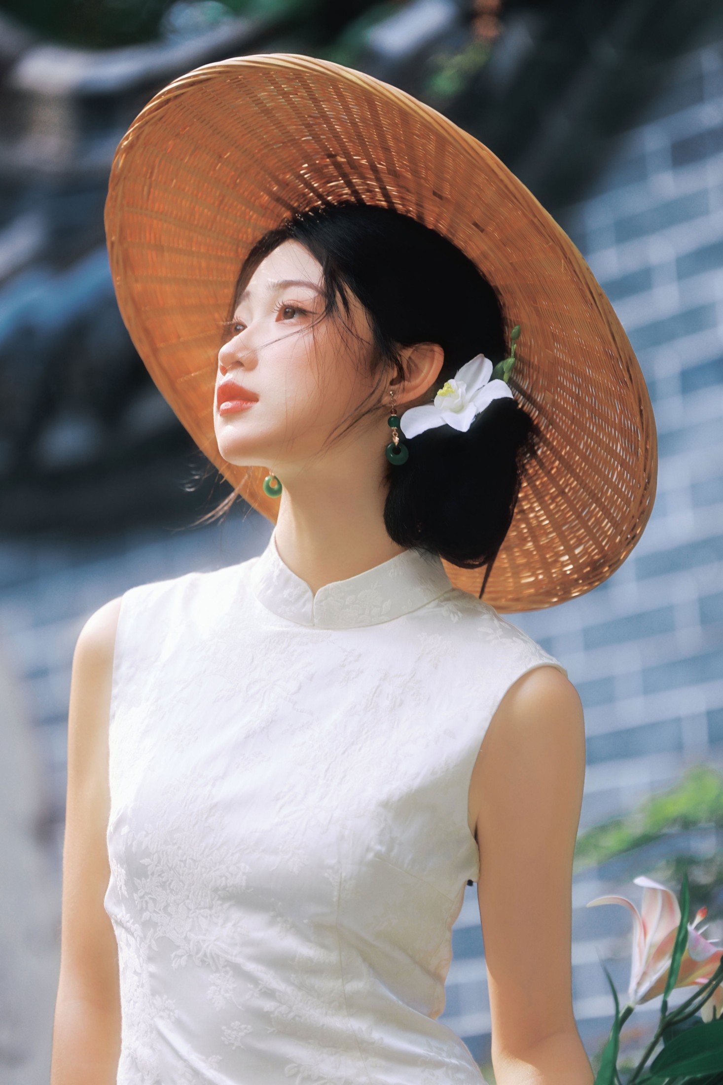 《被问爆的新中式｜白旗袍园林写真》[27P]