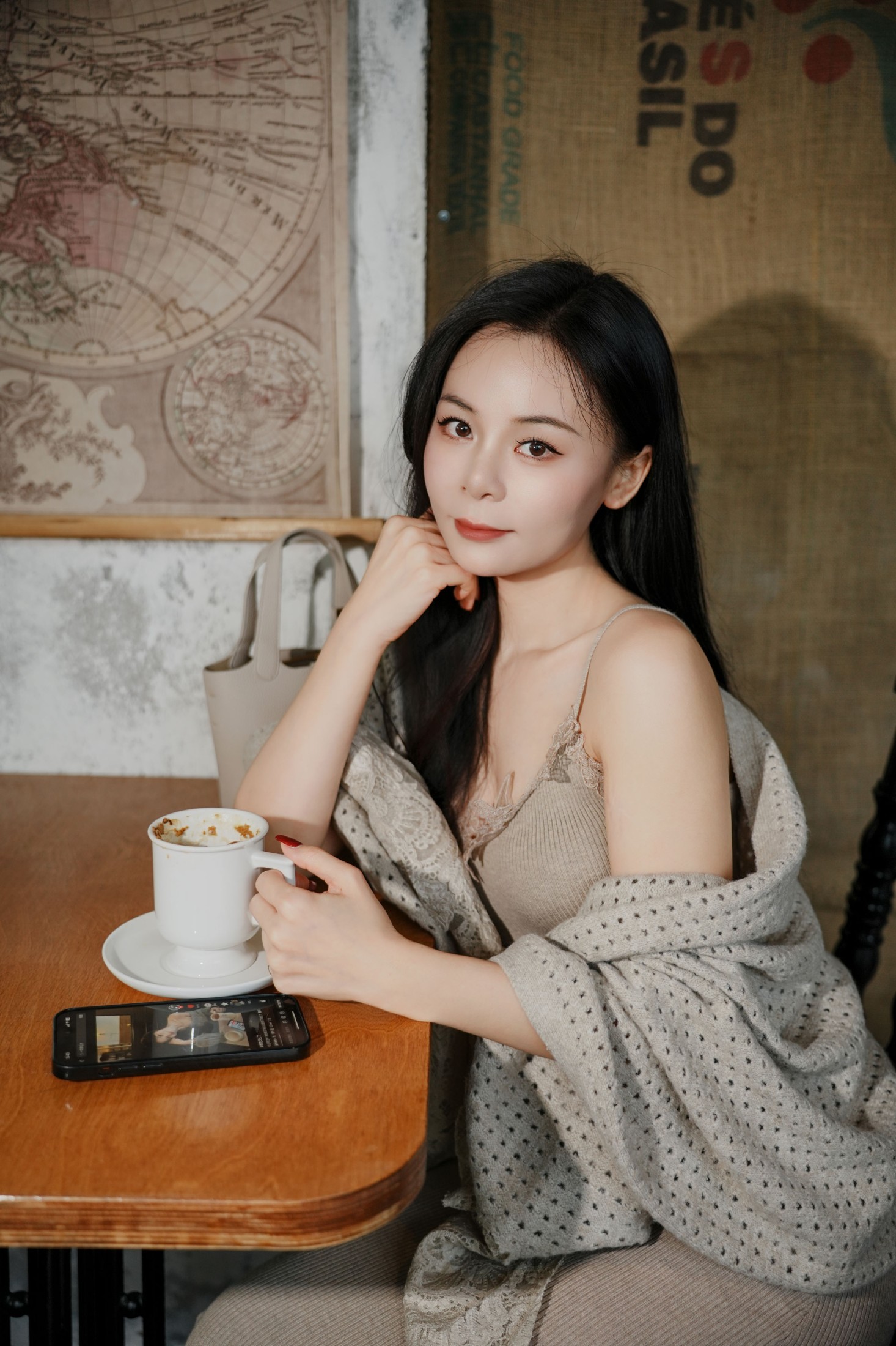 《咖啡馆下午茶》[11P]