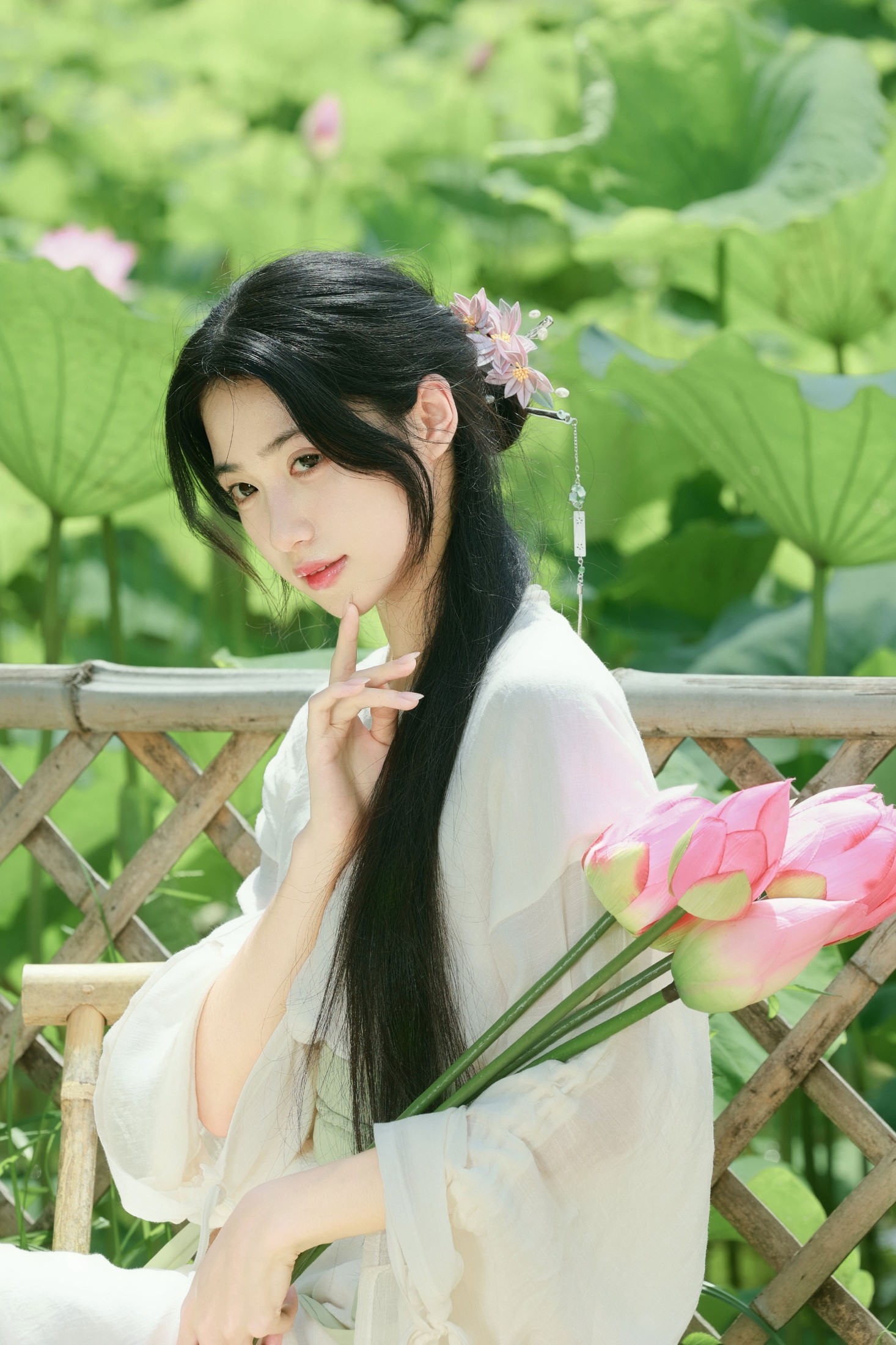 《荷风入夏｜误入一池江南诗意》[14P]