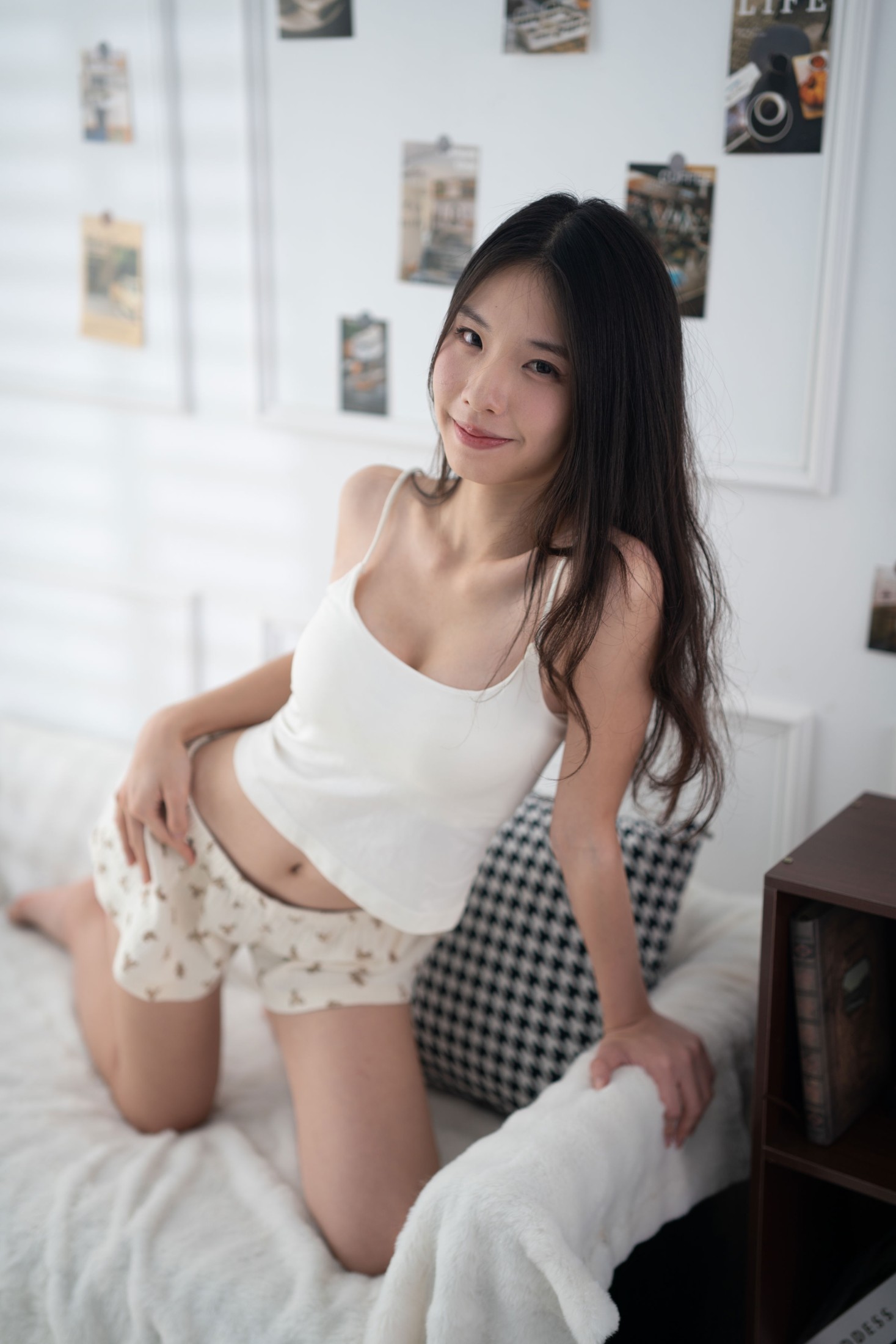 《纯欲小吊带》[72P]