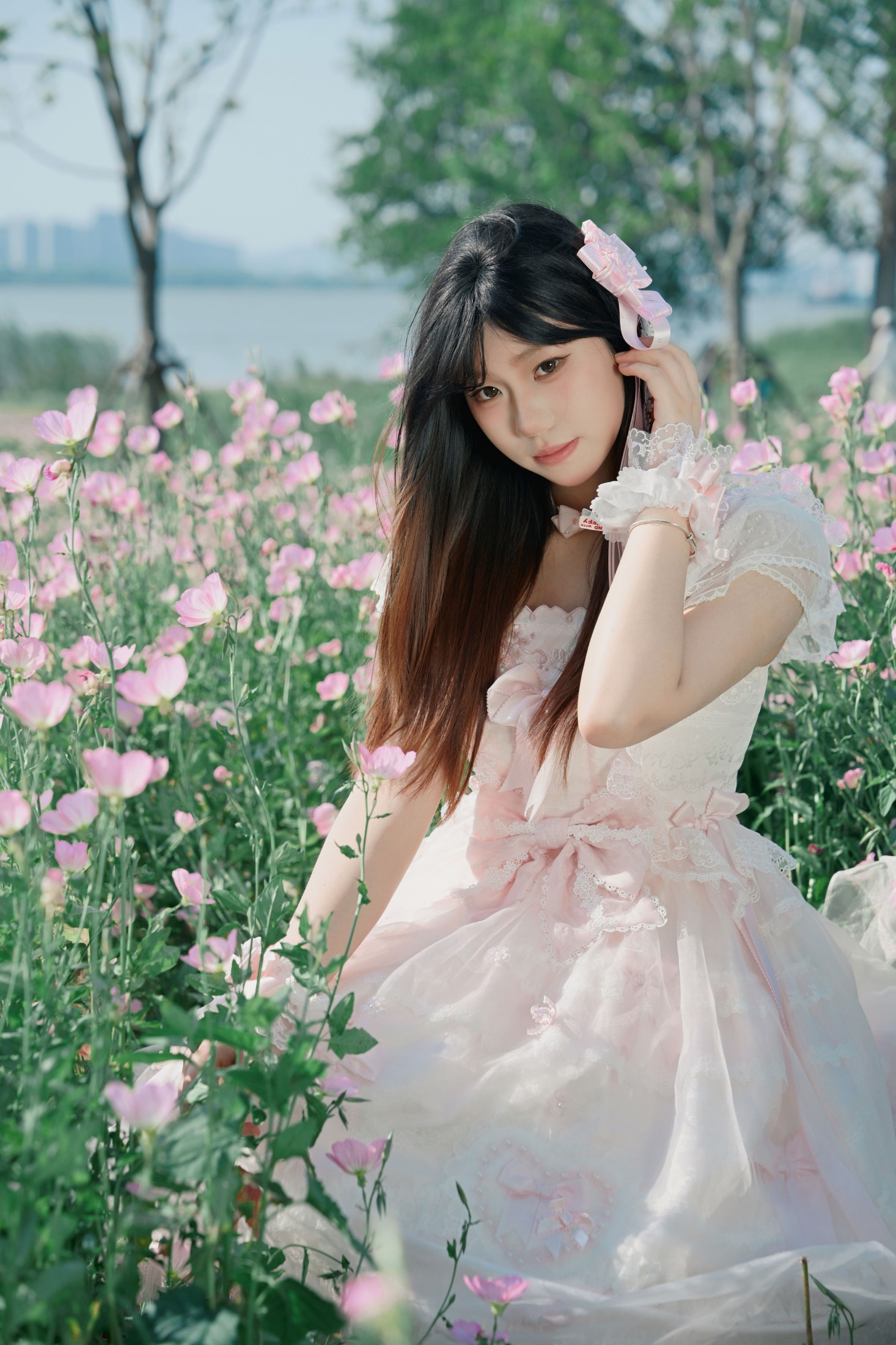 《动人的不只是春天》[12P]