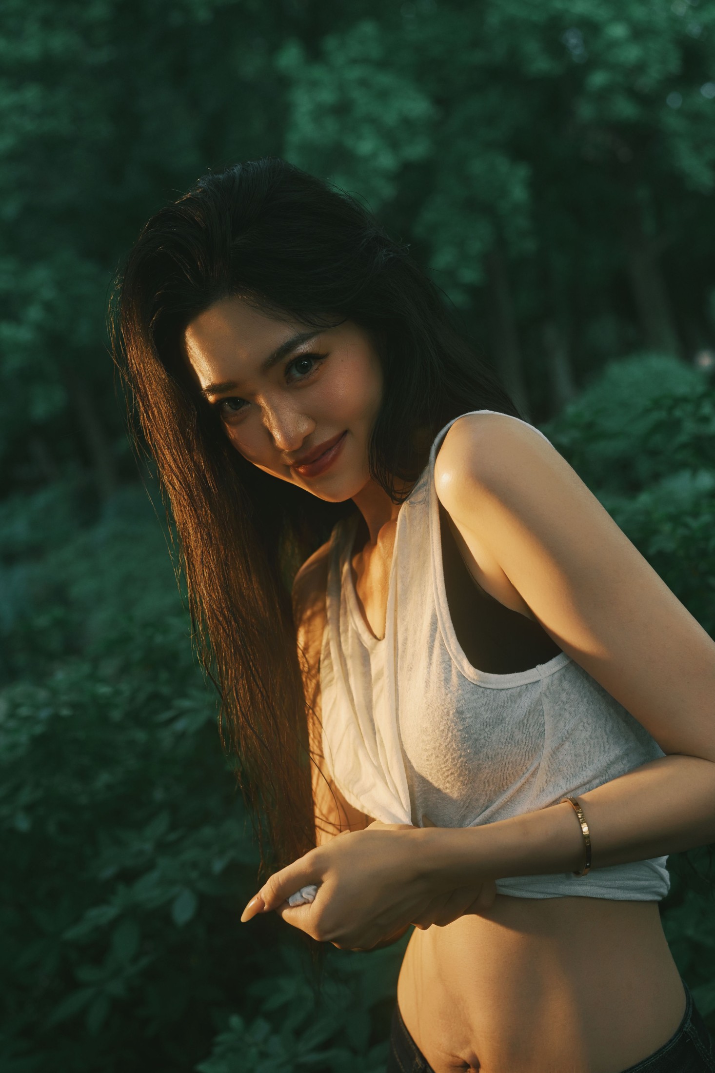 《森林中的天使。》[21P]