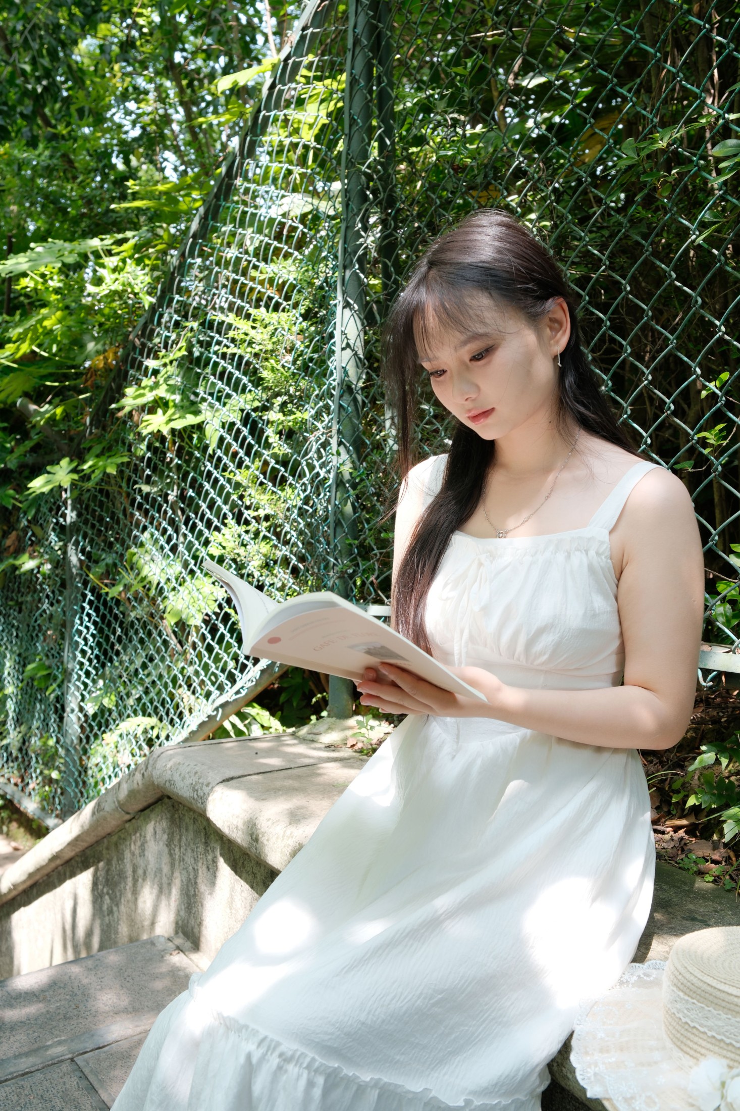 《白裙少女爱学习》[32P]