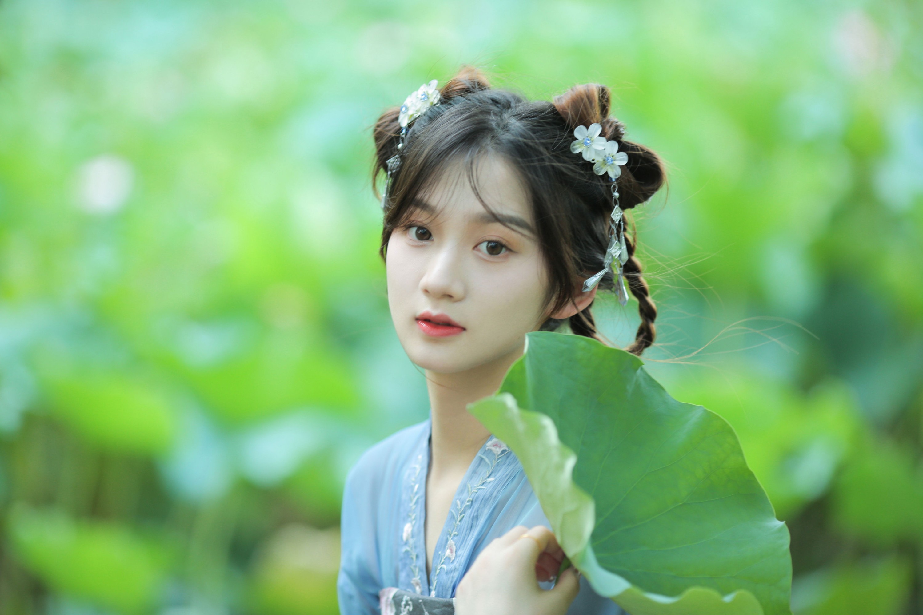 《荷花不知道的是，她就是夏天》[10P]