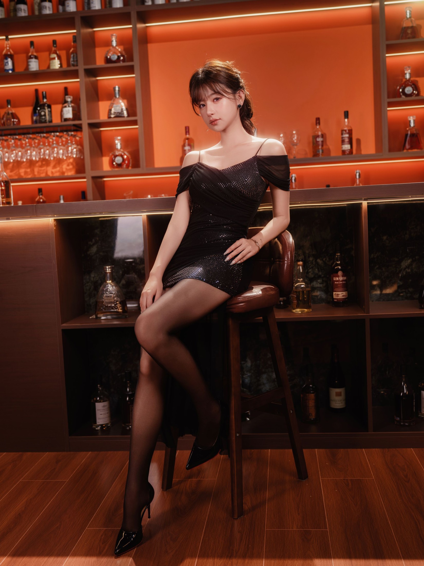 《酒吧夜色》[25P]