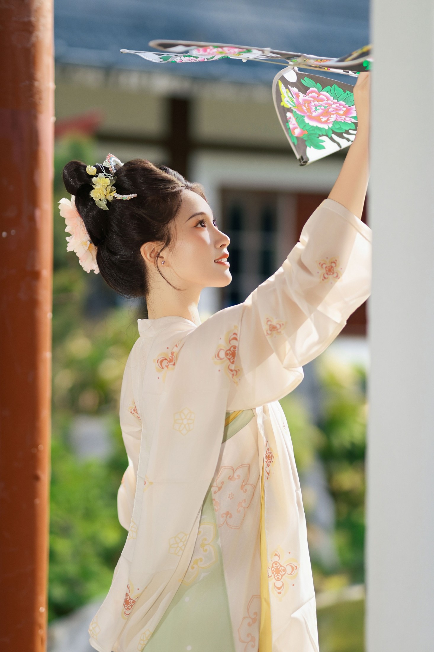 《初夏风渐软，闲趁晴日放纸鸢》[10P]