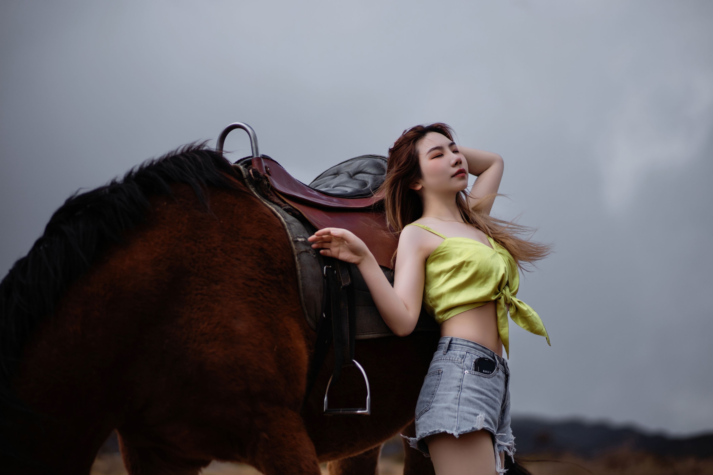 《马背上的女孩》[12P]
