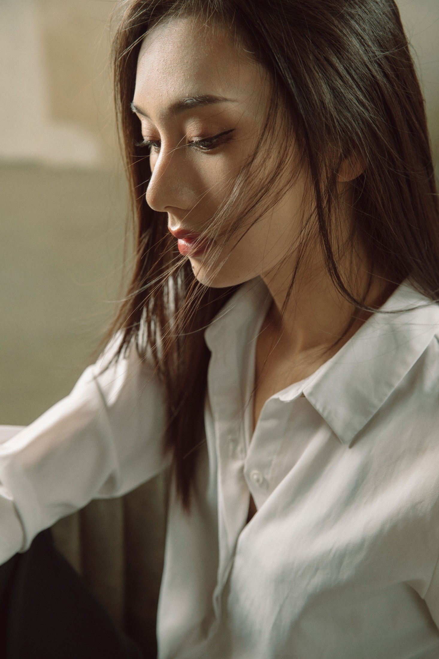 《White》[26P]
