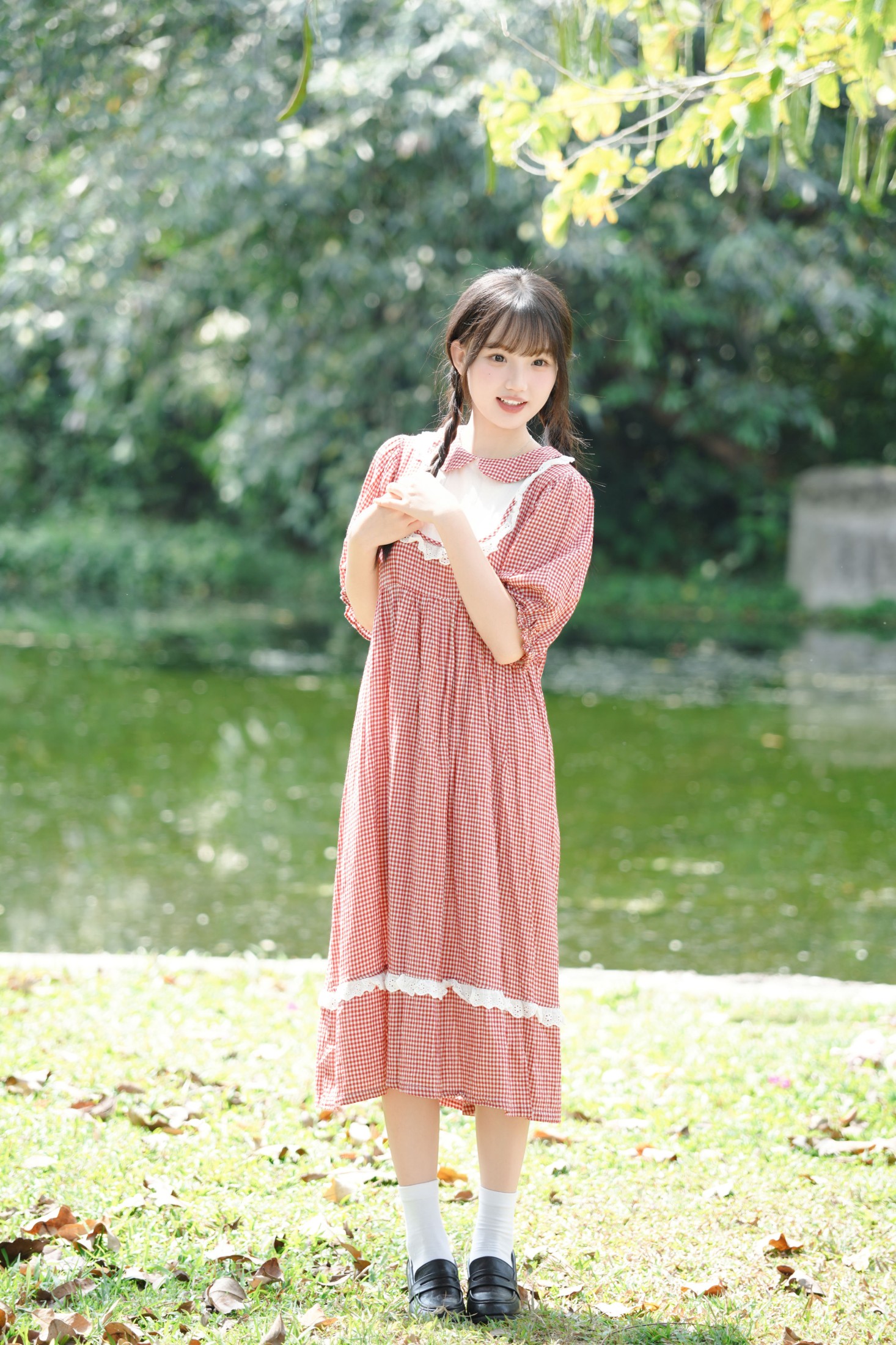 《湖边碎花裙女孩》[11P]