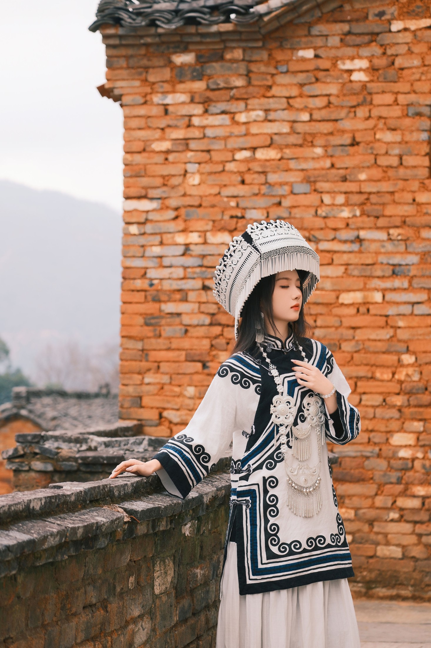 《彝族少女的一天》[25P]