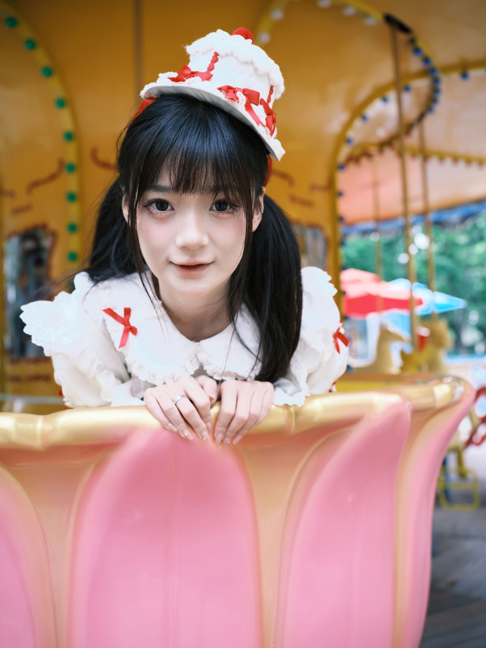《公园里的草莓少女》[24P]