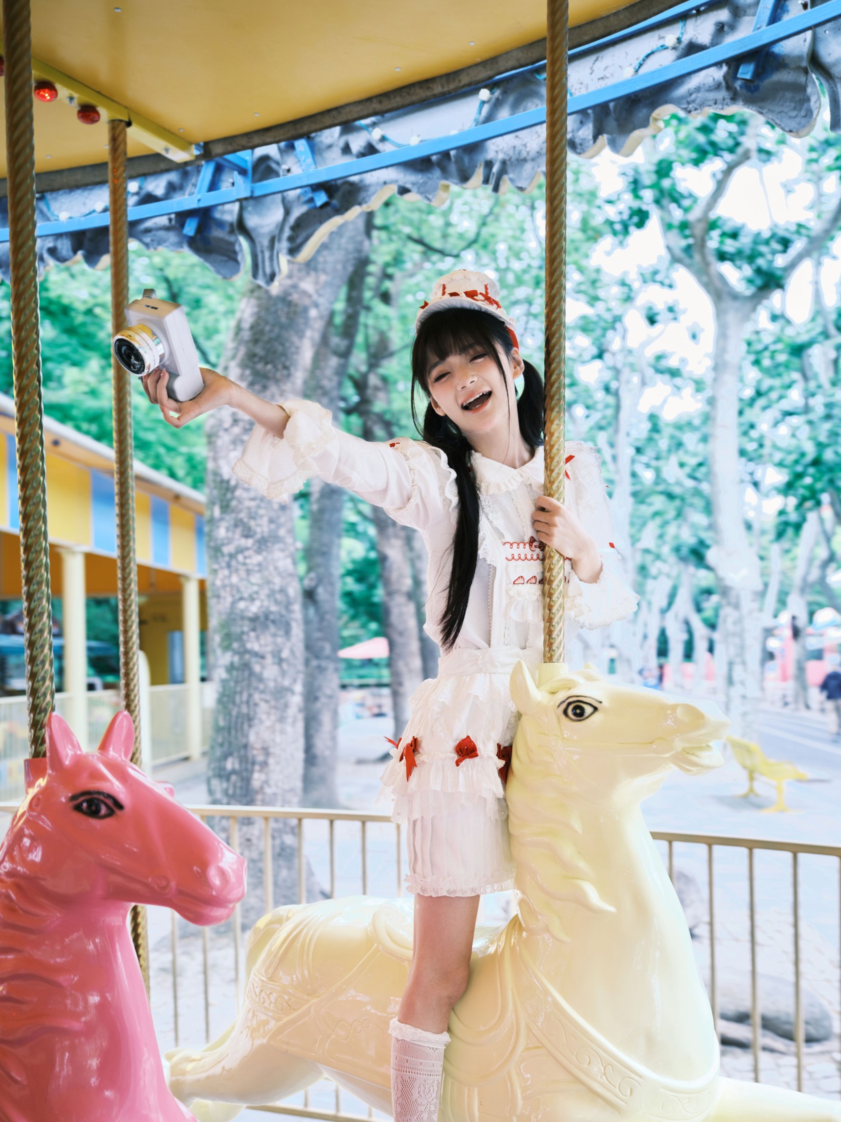 《公园里的草莓少女》[24P]
